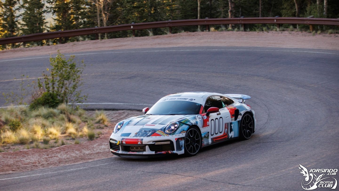 [官方新聞稿]保時捷旗艦公路跑車性能驚艷派克峰爬山賽4449|Porsche,派克峰,911 Turbo S小老婆汽機車資訊網