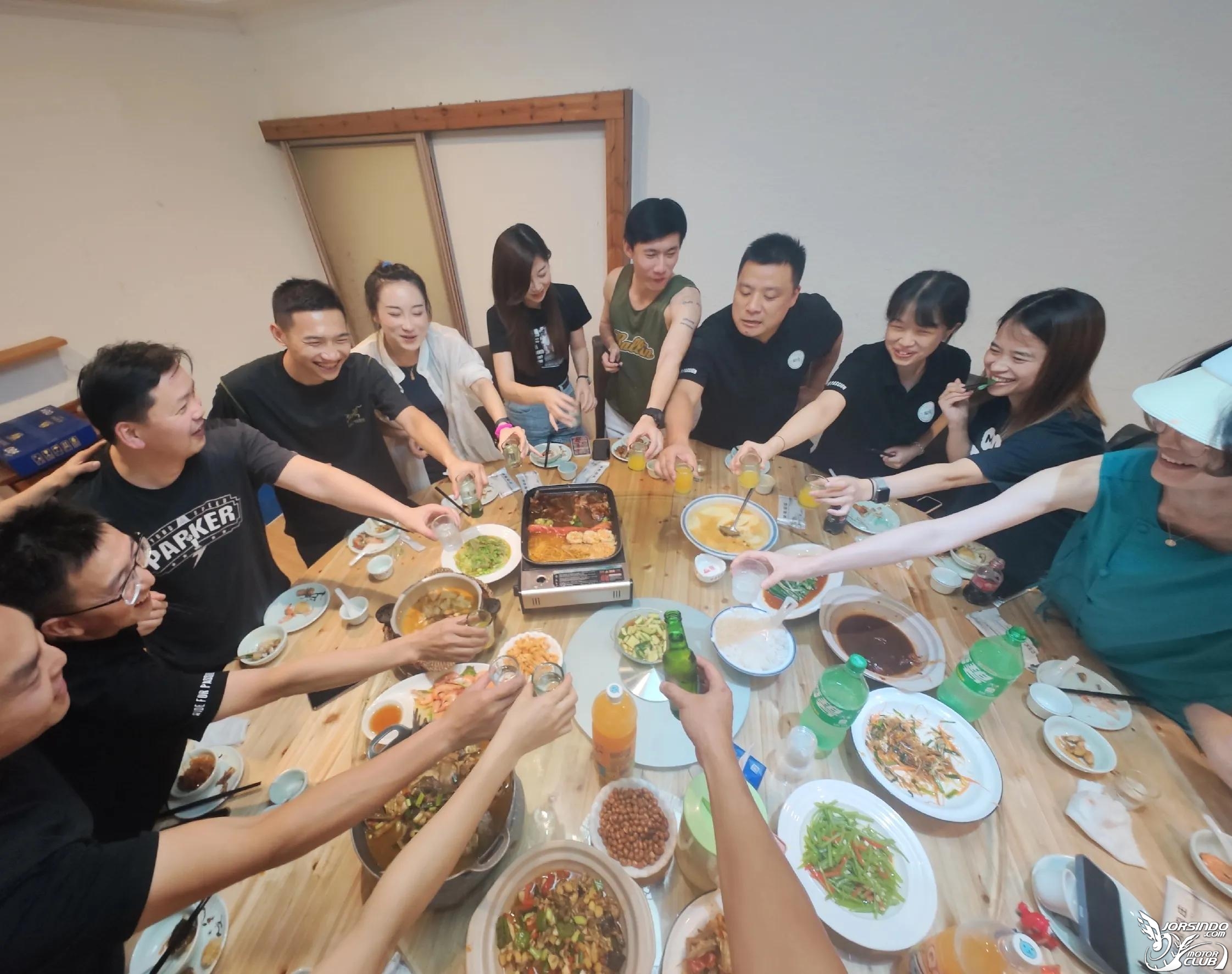 42℃ 的骑行，热并热爱！ #突突突摩托工作室4403|杭州小老婆汽機車資訊網