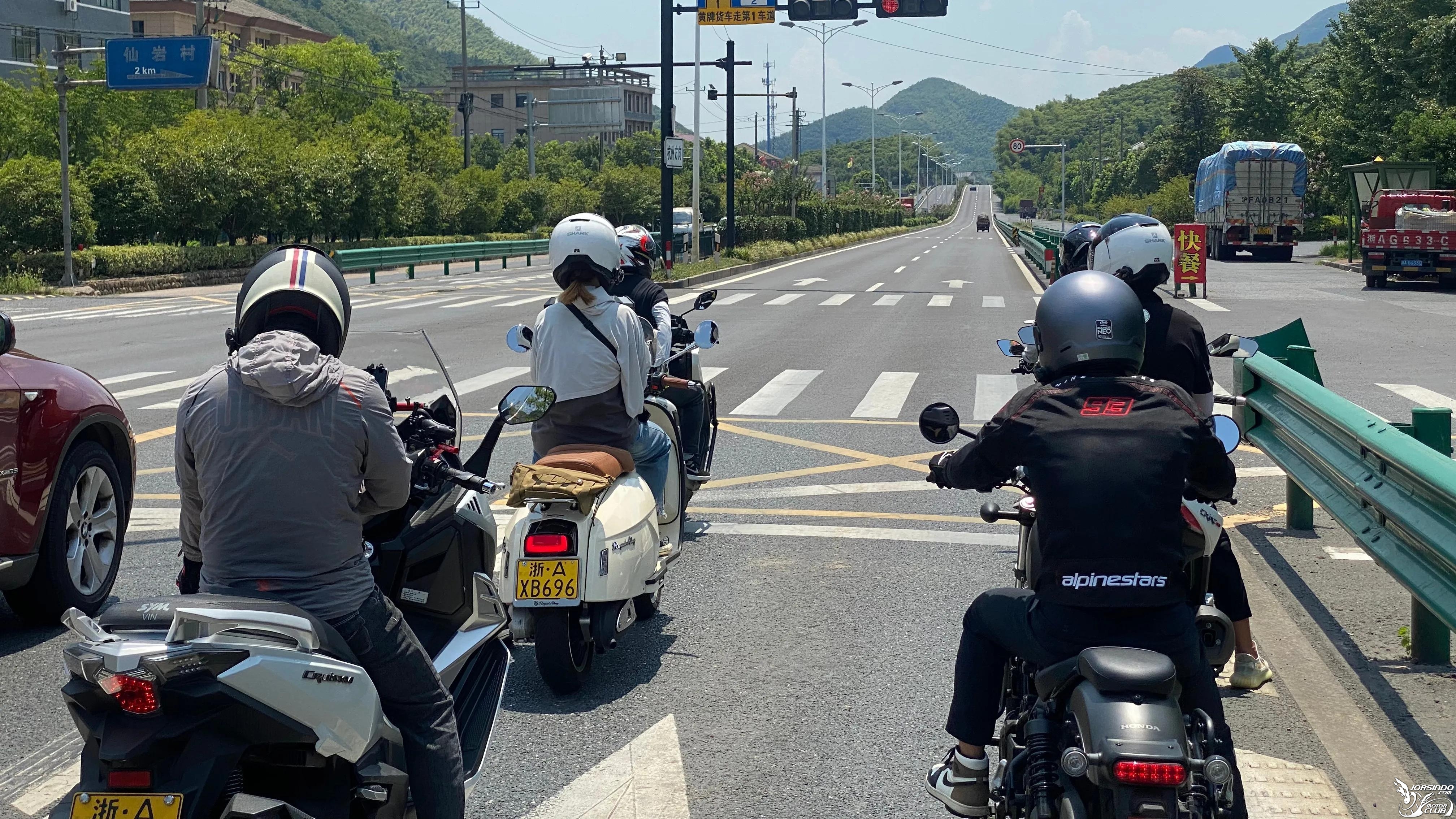 42℃ 的骑行，热并热爱！ #突突突摩托工作室320|杭州小老婆汽機車資訊網