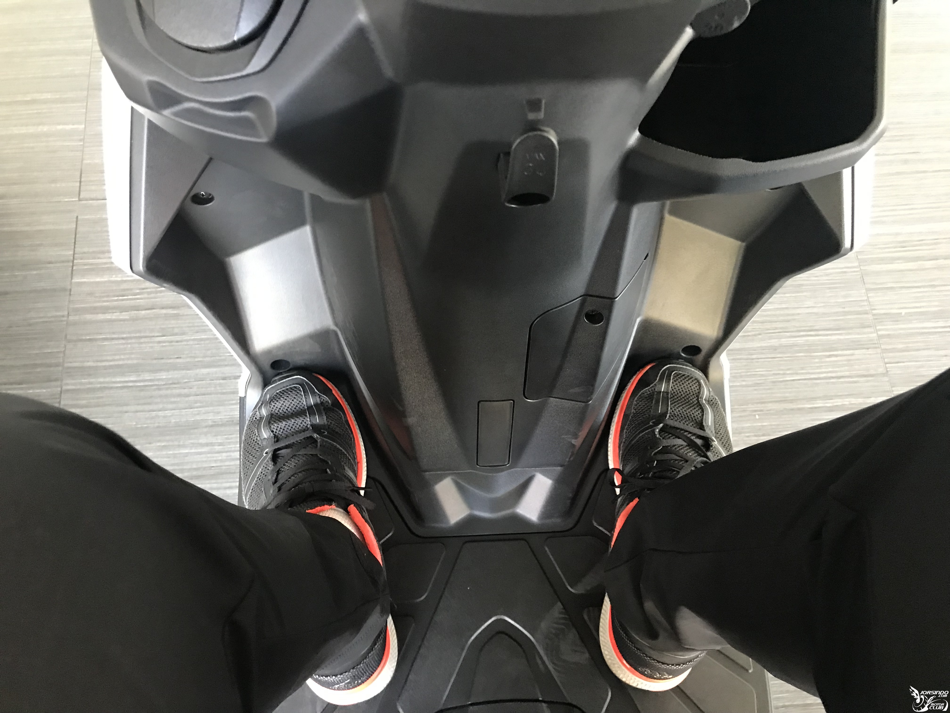 我給AEON一次機會，STR300預購與試乘6736|小老婆汽機車資訊網