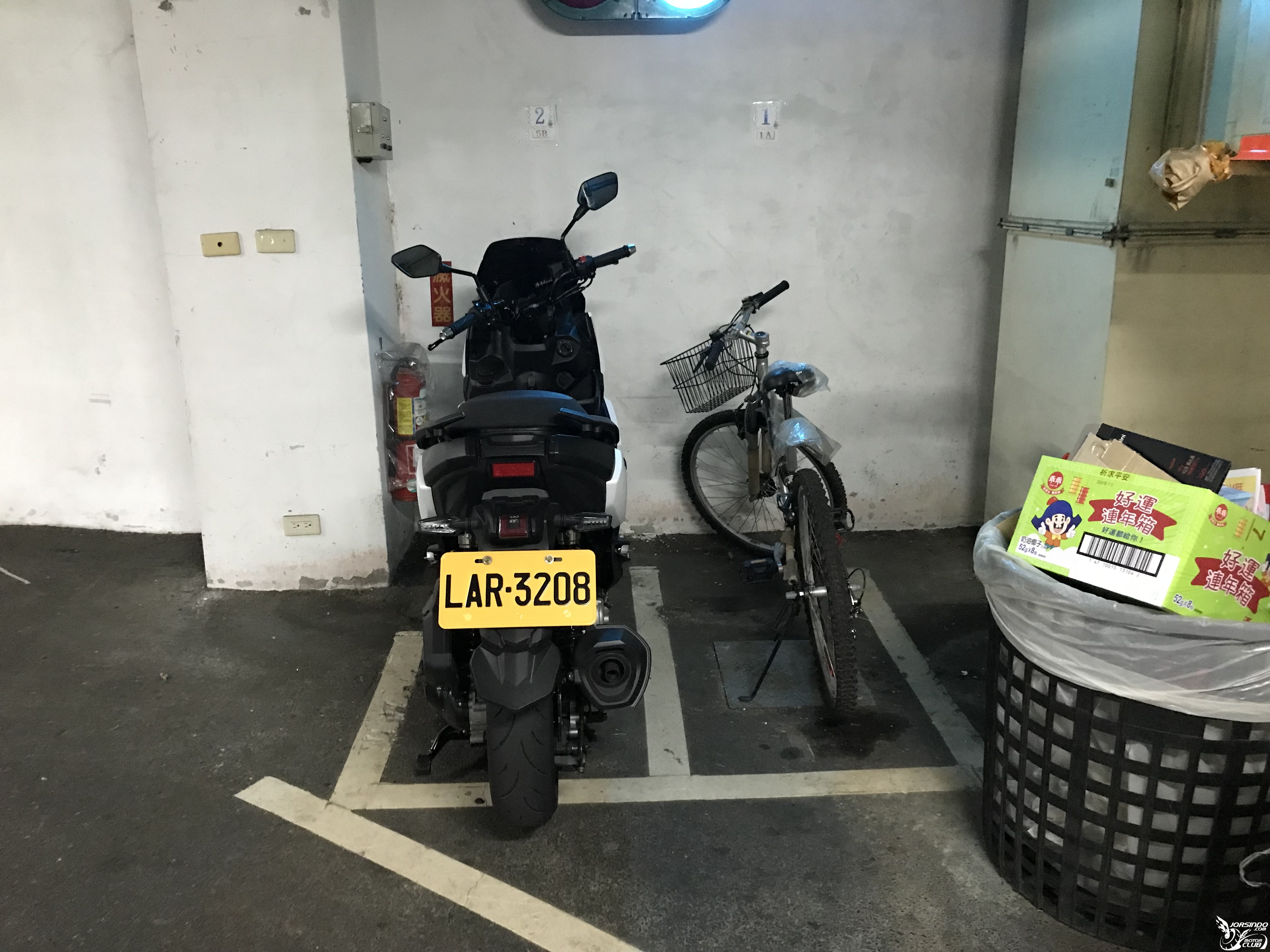我給AEON一次機會，STR300預購與試乘5283|小老婆汽機車資訊網