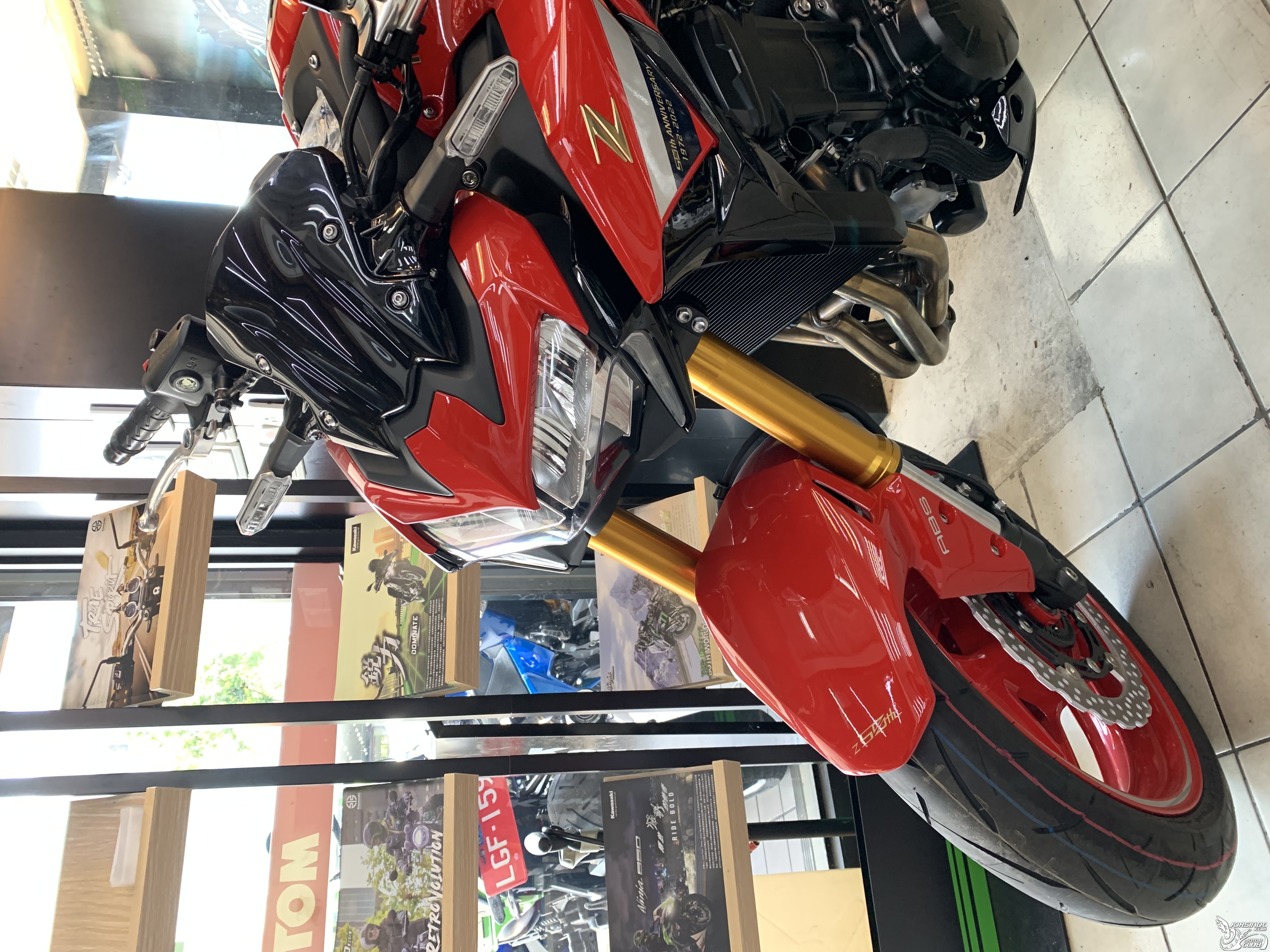 推廣Kawasaki的四缸好車Z9007481|小老婆汽機車資訊網