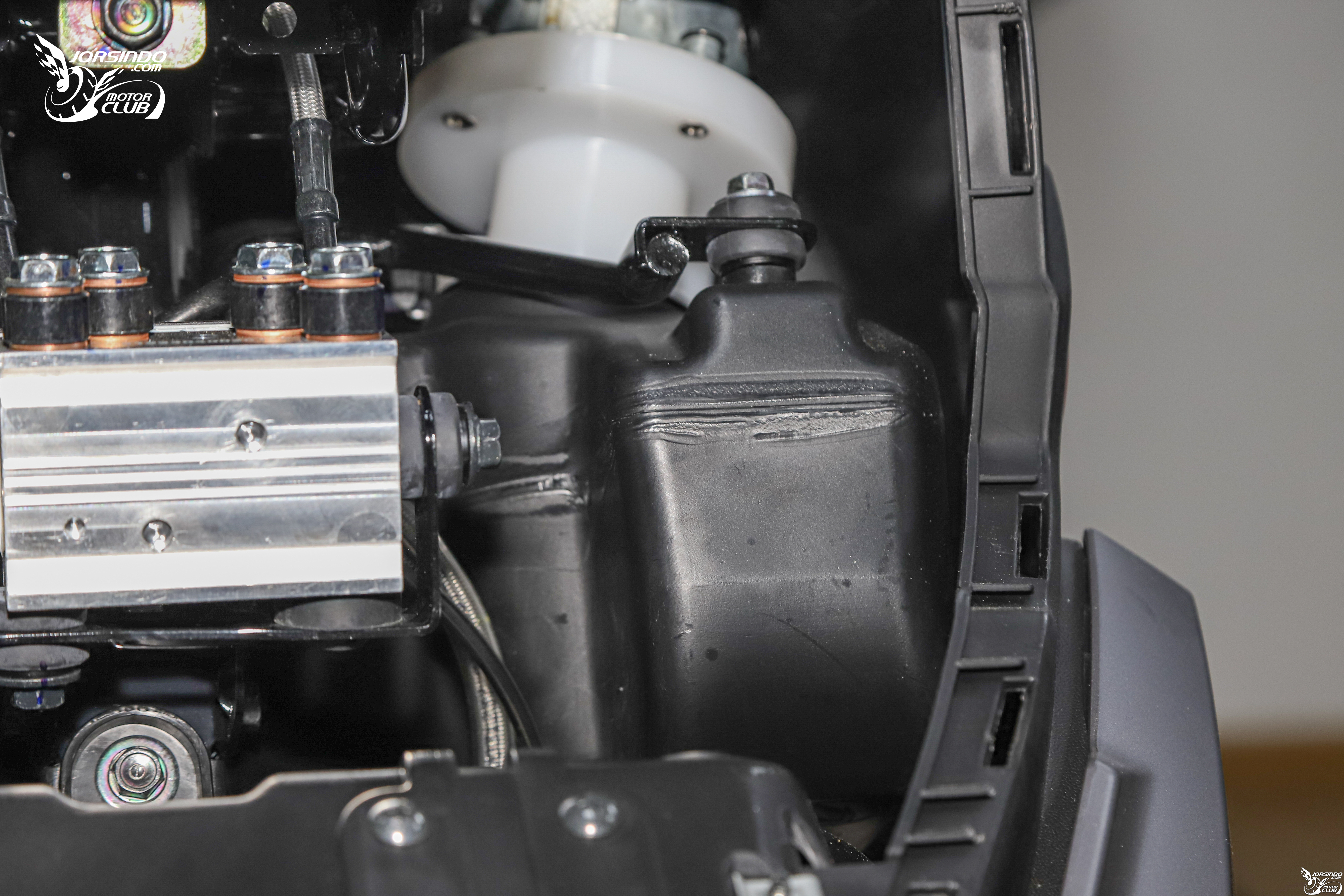 24 匹白牌速克達！Aeonmotor STR 250 新水冷之王深度試駕8590|小老婆汽機車資訊網