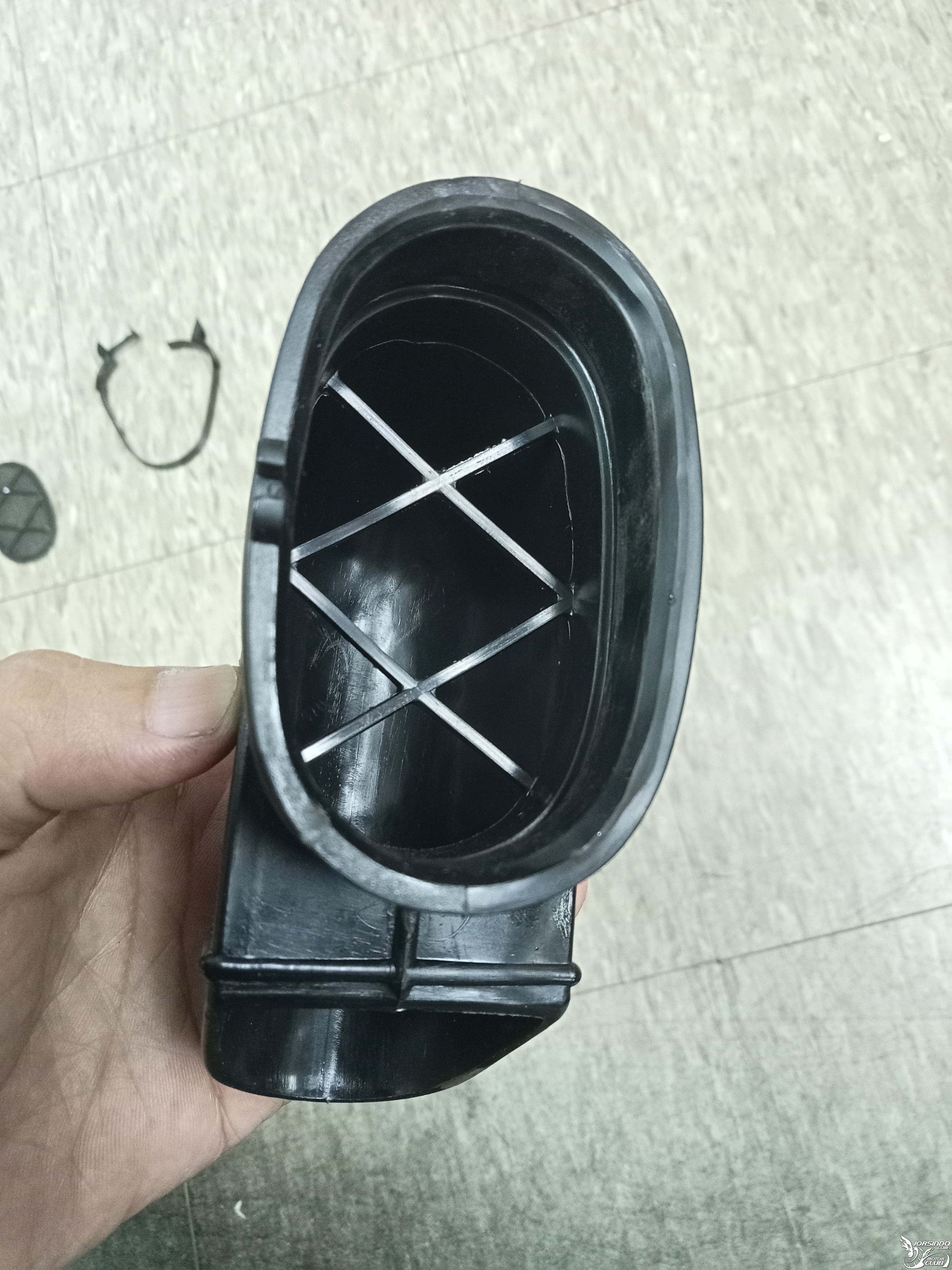 X-HOT 150 傳動箱進氣口改良件4698|小老婆汽機車資訊網