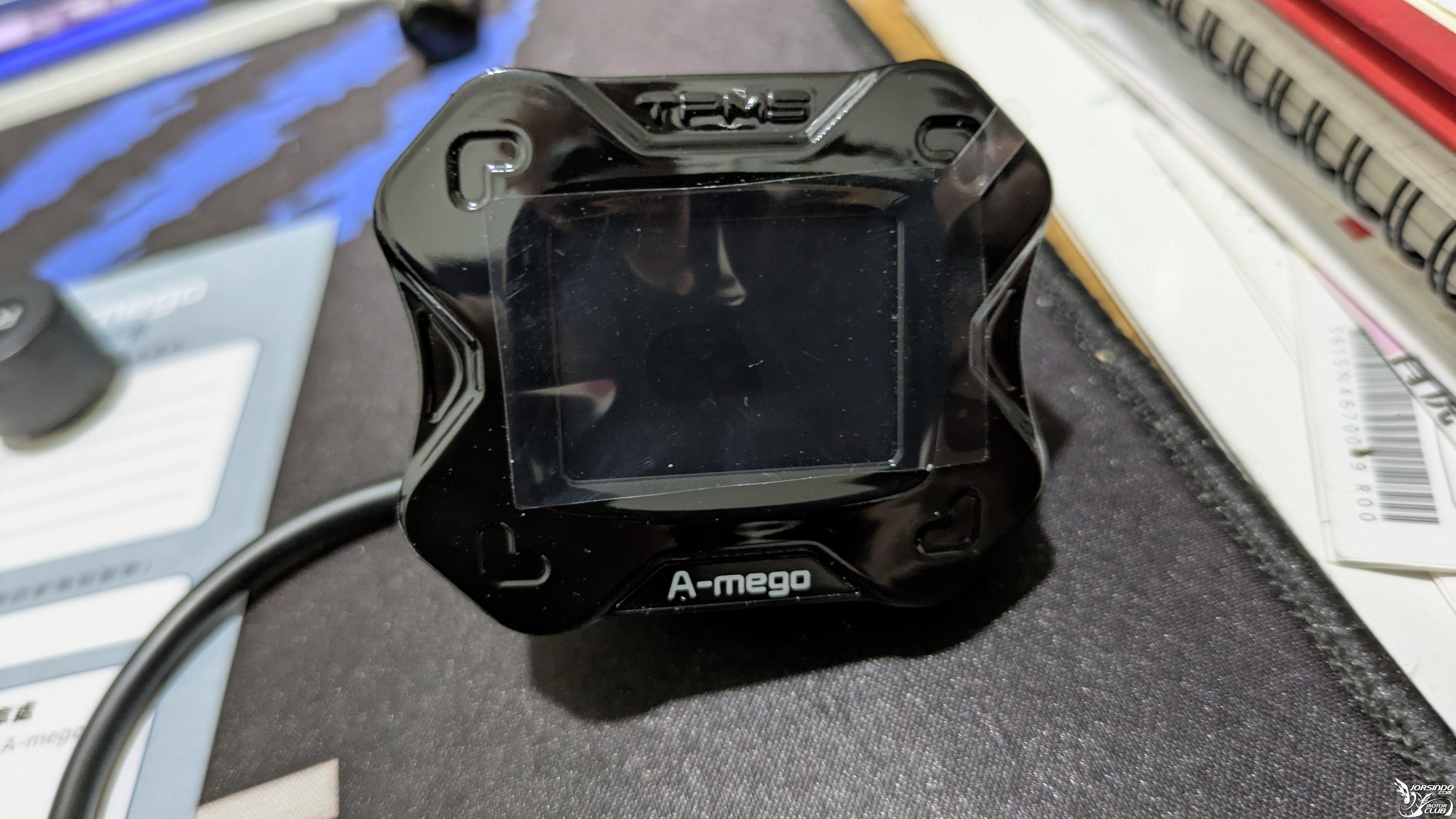 開箱分享 A-mego AT10二代機車胎壓偵測器 全鋁合金Y型氣嘴706|小老婆汽機車資訊網
