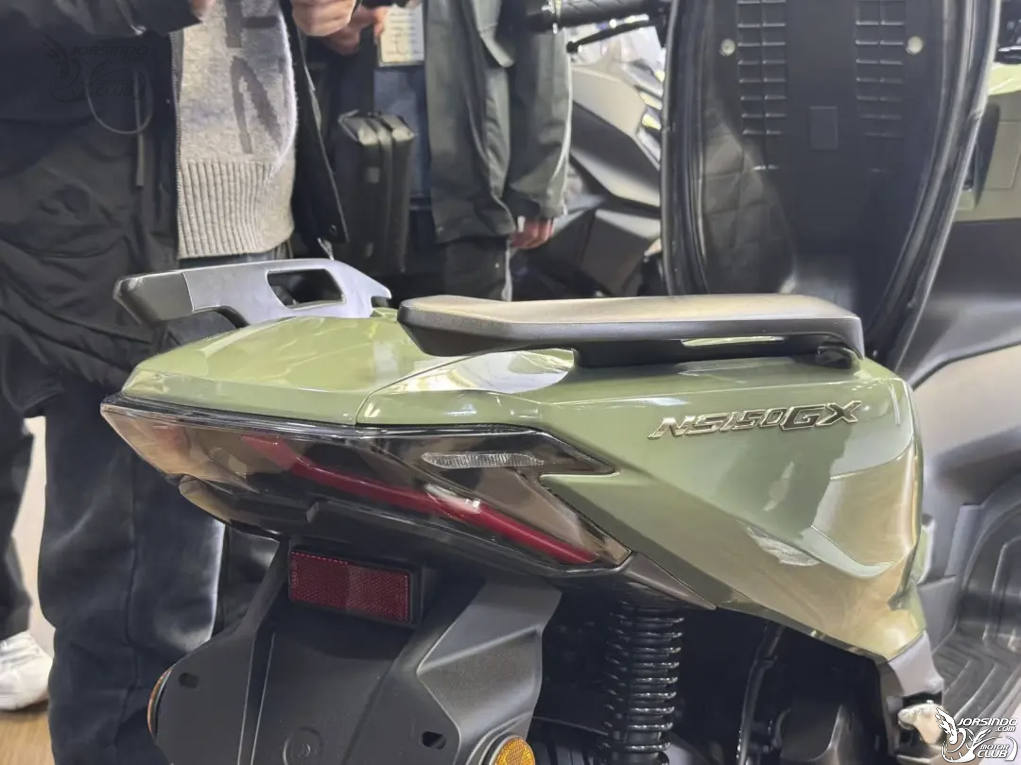 Honda NS150GX 發表！替代 PCX 的豪華規格特別限定版！822|小老婆汽機車資訊網