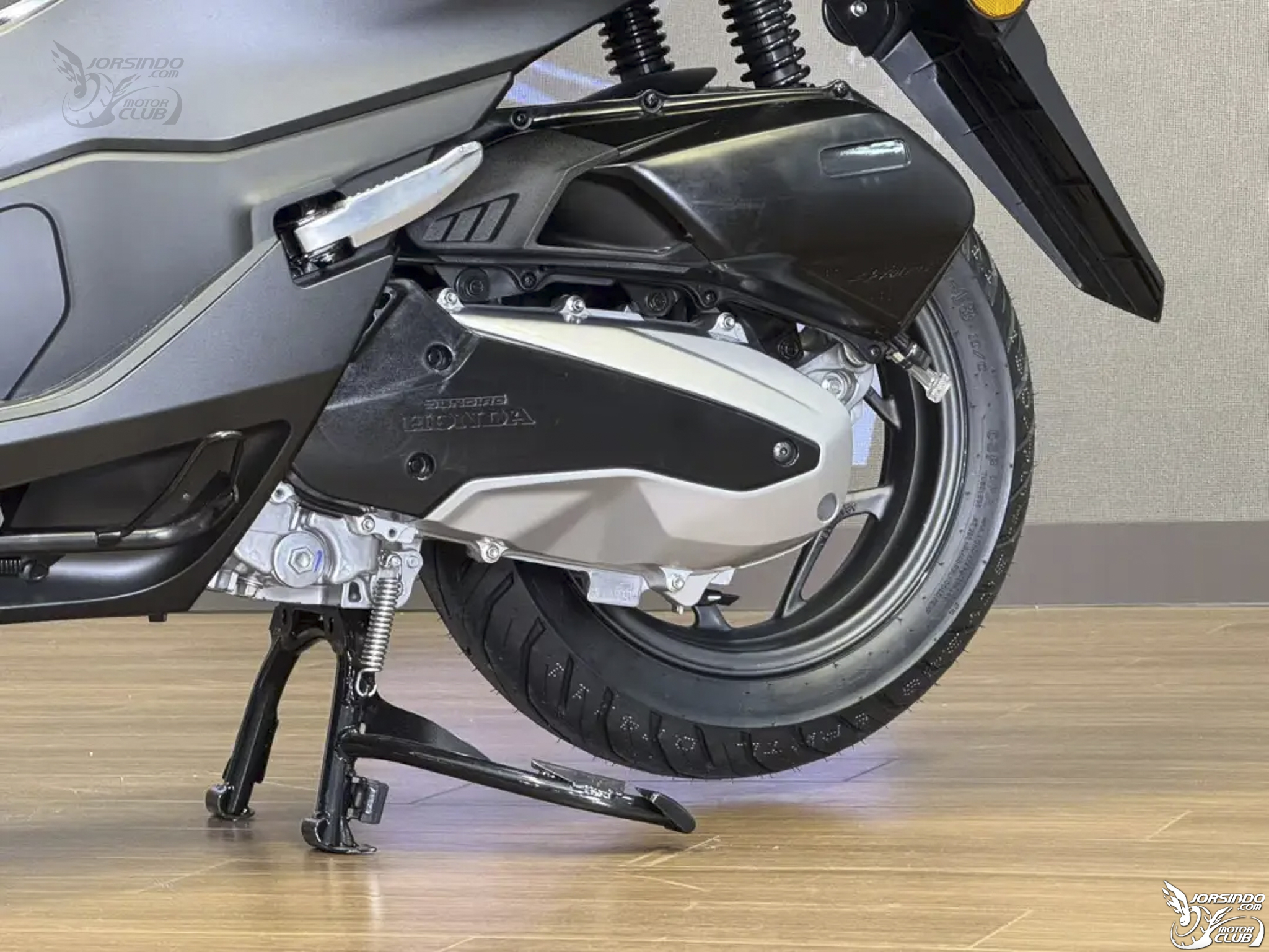 Honda NS150GX 發表！替代 PCX 的豪華規格特別限定版！8082|小老婆汽機車資訊網