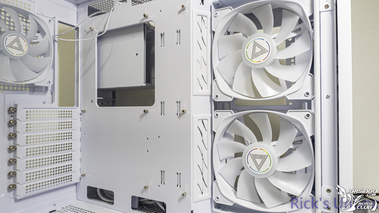 【開箱】MONTECH KING 65 PRO WHITE ft. MONTECH TITAN PLA 850W4885|小老婆汽機車資訊網