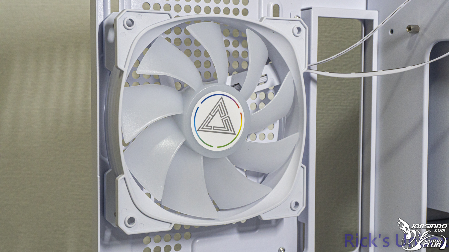 【開箱】MONTECH KING 65 PRO WHITE ft. MONTECH TITAN PLA 850W3399|小老婆汽機車資訊網
