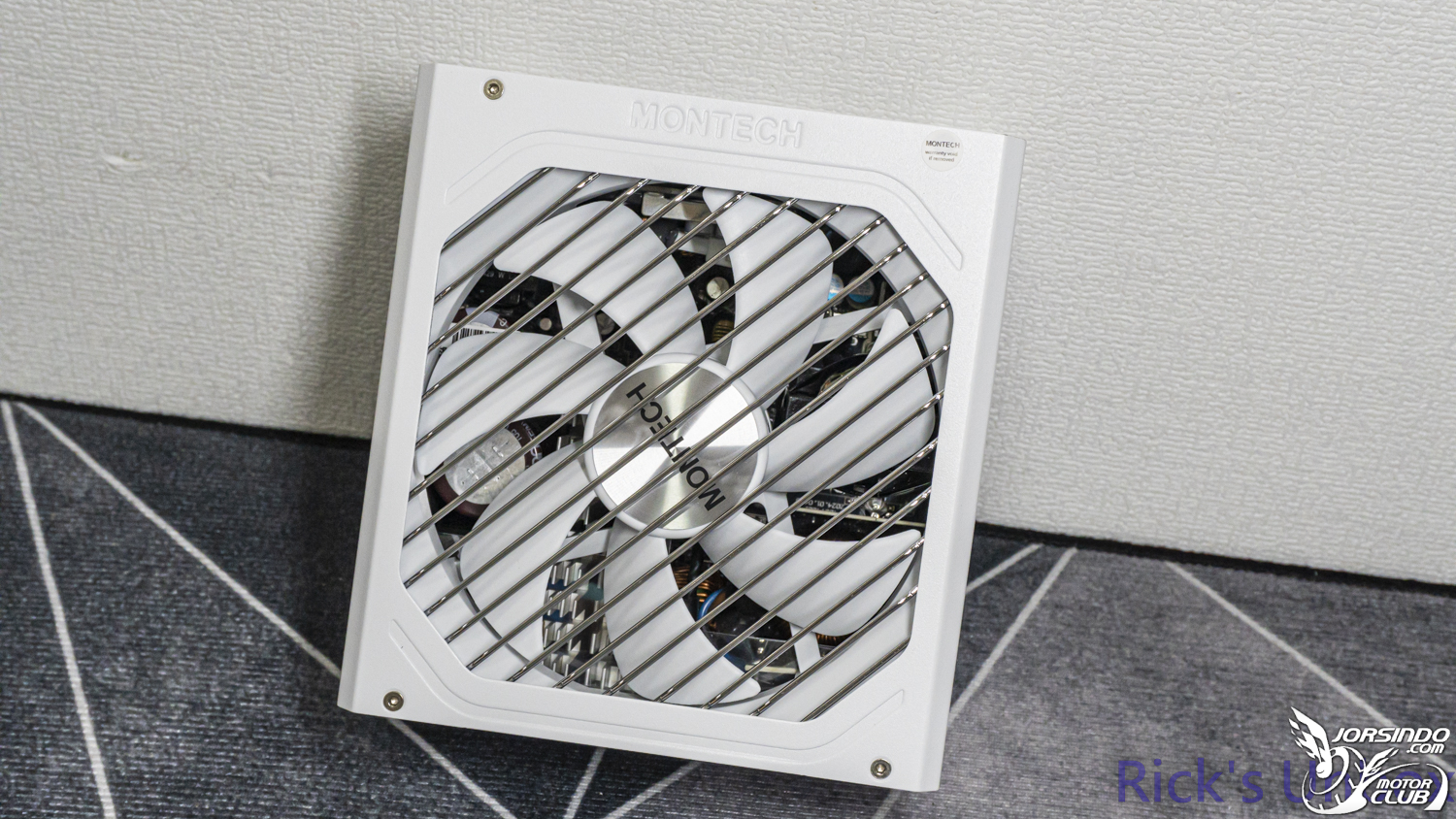 【開箱】MONTECH KING 65 PRO WHITE ft. MONTECH TITAN PLA 850W2375|小老婆汽機車資訊網