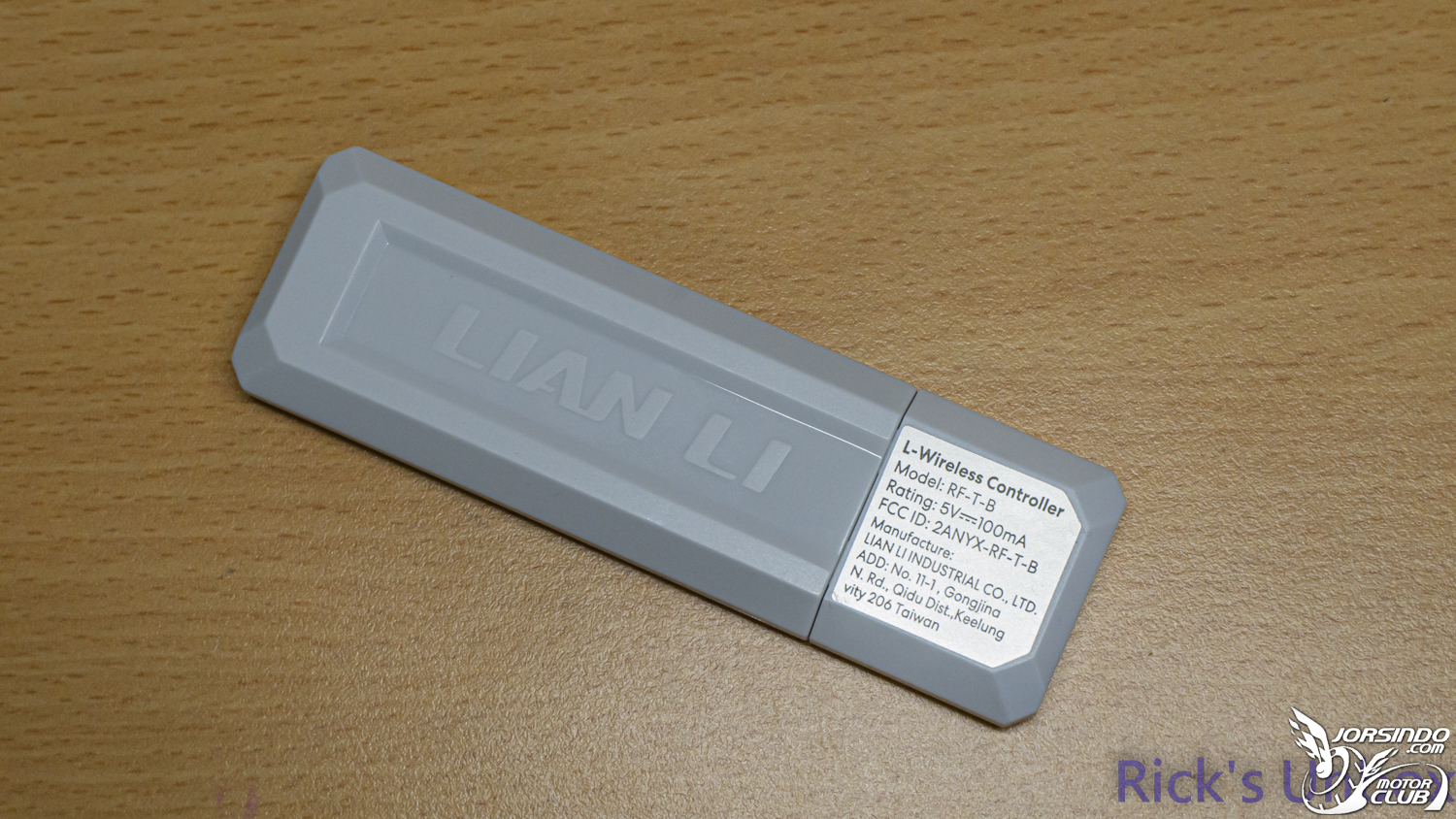 【開箱】訊號"無線化"風扇 EP.1 | LIAN LI UNI FAN SL WIRELESS 120 WHITE2506|小老婆汽機車資訊網