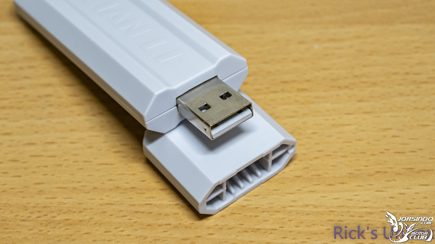 【開箱】訊號"無線化"風扇 EP.1 | LIAN LI UNI FAN SL WIRELESS 120 WHITE8871|小老婆汽機車資訊網