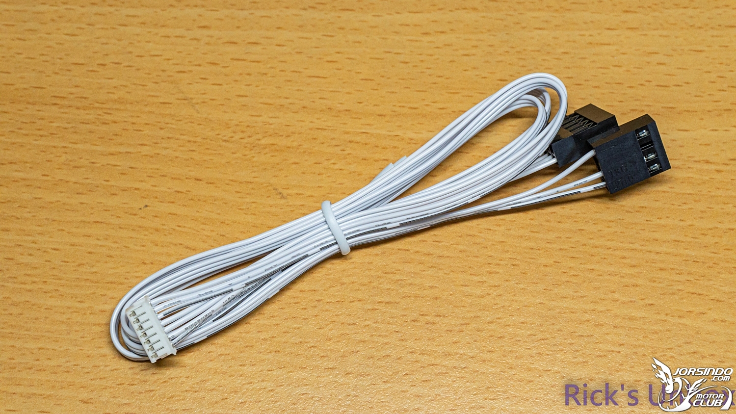 【開箱】訊號"無線化"風扇 EP.1 | LIAN LI UNI FAN SL WIRELESS 120 WHITE4493|小老婆汽機車資訊網
