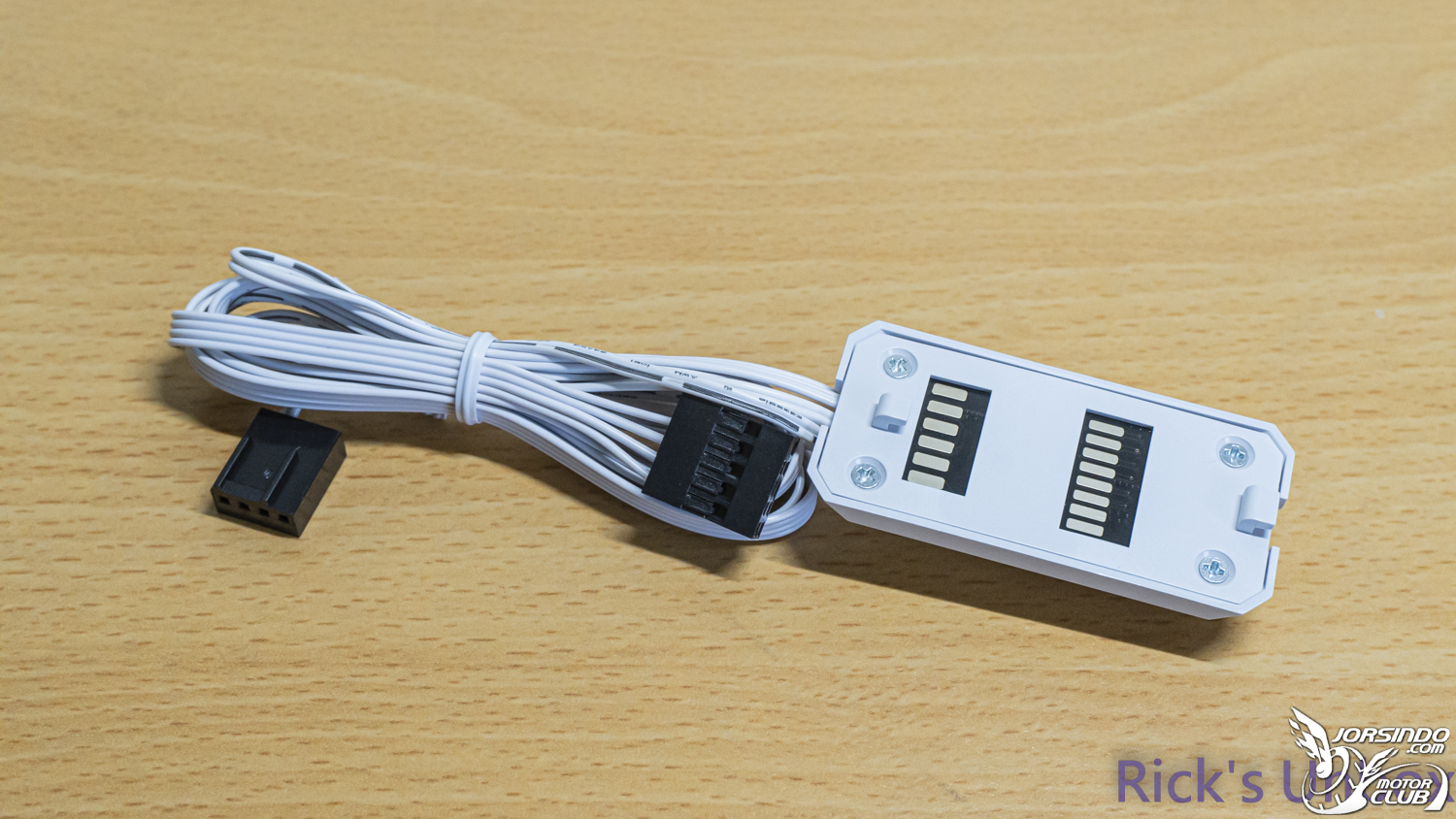 【開箱】訊號"無線化"風扇 EP.1 | LIAN LI UNI FAN SL WIRELESS 120 WHITE4090|小老婆汽機車資訊網