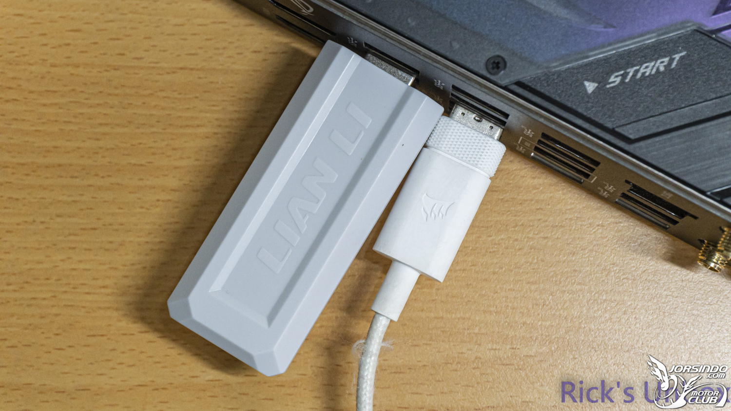 【開箱】訊號"無線化"風扇 EP.2 | LIAN LI UNI FAN SL WIRELESS 120 WHITE506|小老婆汽機車資訊網