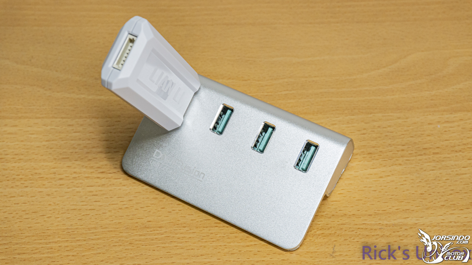 【開箱】訊號"無線化"風扇 EP.2 | LIAN LI UNI FAN SL WIRELESS 120 WHITE7515|小老婆汽機車資訊網