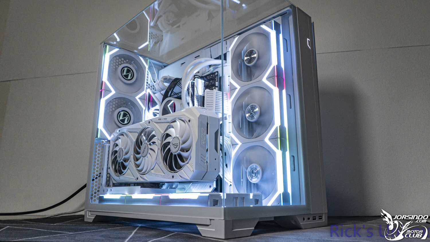 【開箱】緊湊卻更獨特全面 | LIAN LI O11 VISION COMPACT WHITE500|小老婆汽機車資訊網
