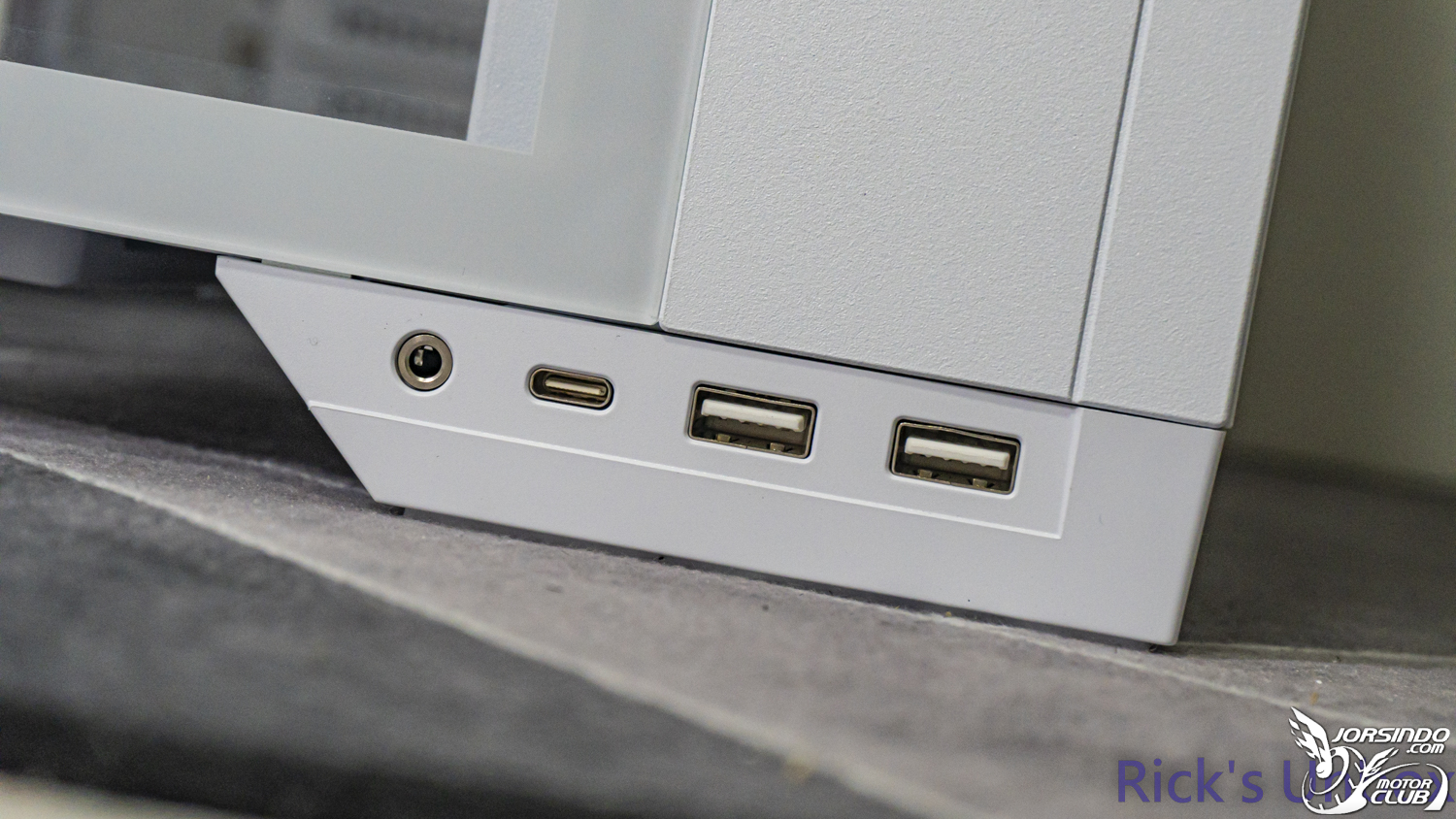【開箱】緊湊卻更獨特全面 | LIAN LI O11 VISION COMPACT WHITE4377|小老婆汽機車資訊網