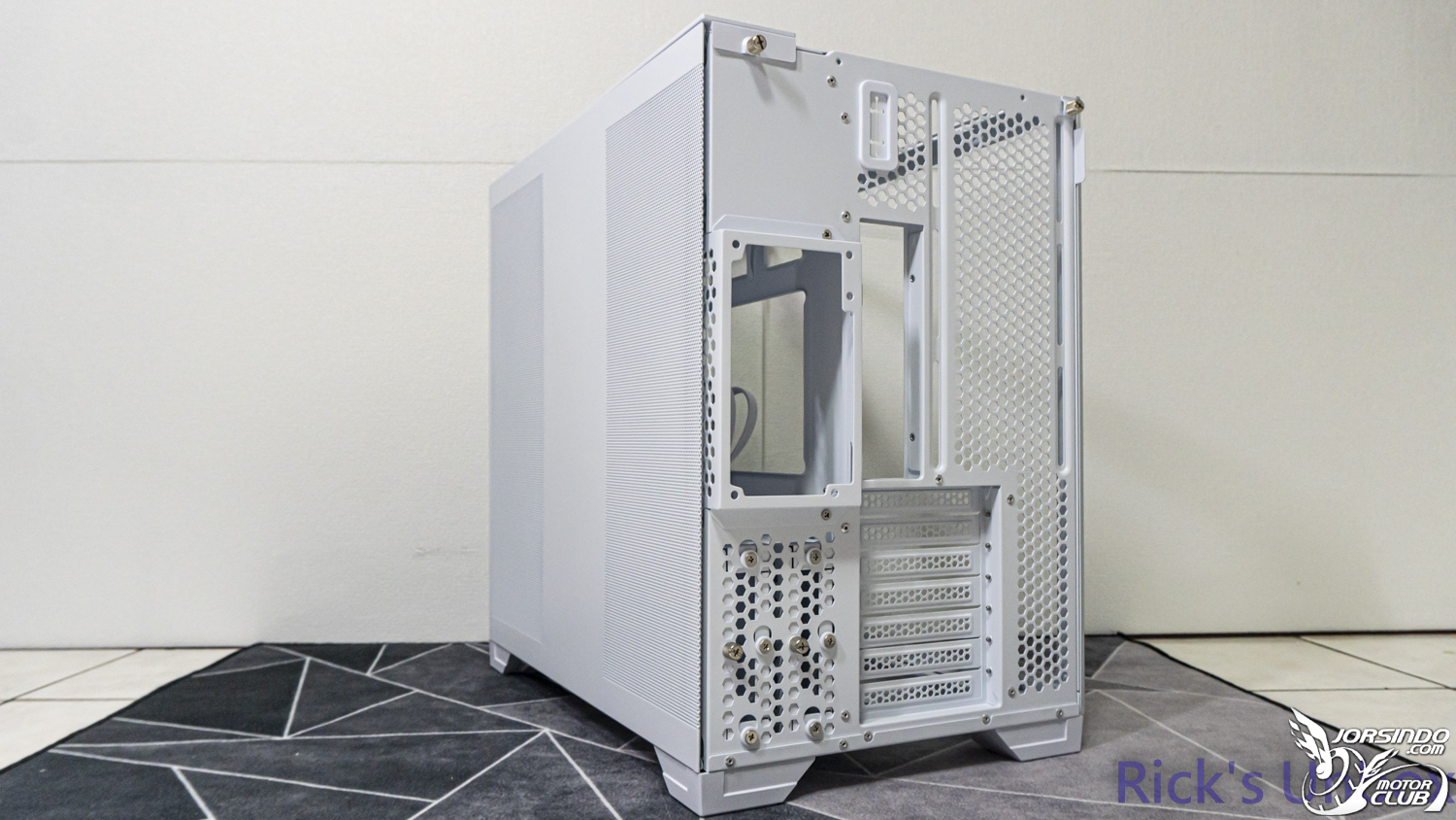 【開箱】緊湊卻更獨特全面 | LIAN LI O11 VISION COMPACT WHITE7896|小老婆汽機車資訊網