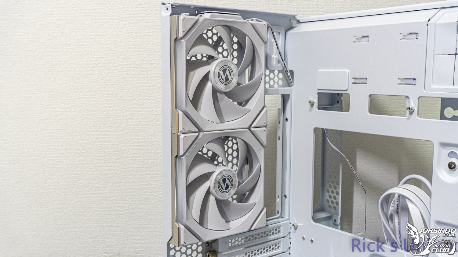 【開箱】緊湊卻更獨特全面 | LIAN LI O11 VISION COMPACT WHITE9265|小老婆汽機車資訊網