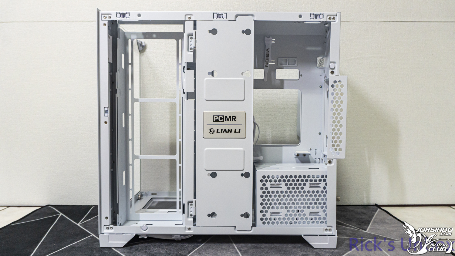 【開箱】緊湊卻更獨特全面 | LIAN LI O11 VISION COMPACT WHITE5426|小老婆汽機車資訊網