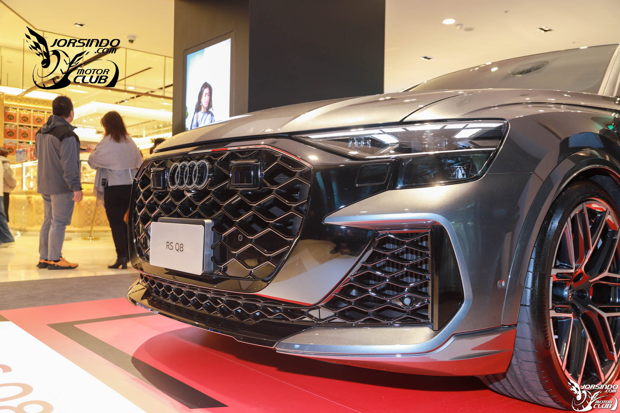 紐北最速SUV抵台！Audi小改款RS Q8新台幣781萬國內上市9611|小老婆汽機車資訊網