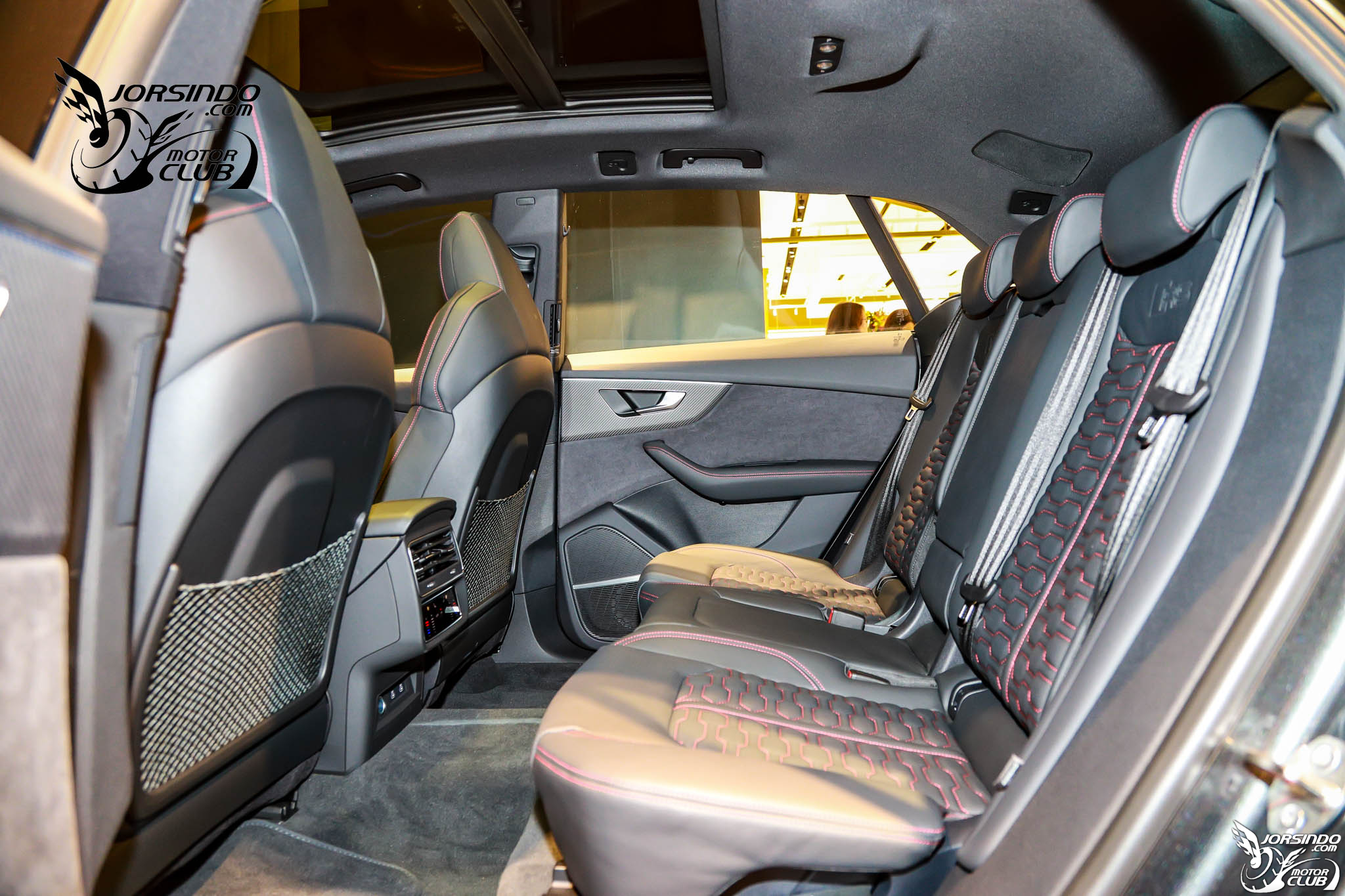 紐北最速SUV抵台！Audi小改款RS Q8新台幣781萬國內上市723|小老婆汽機車資訊網