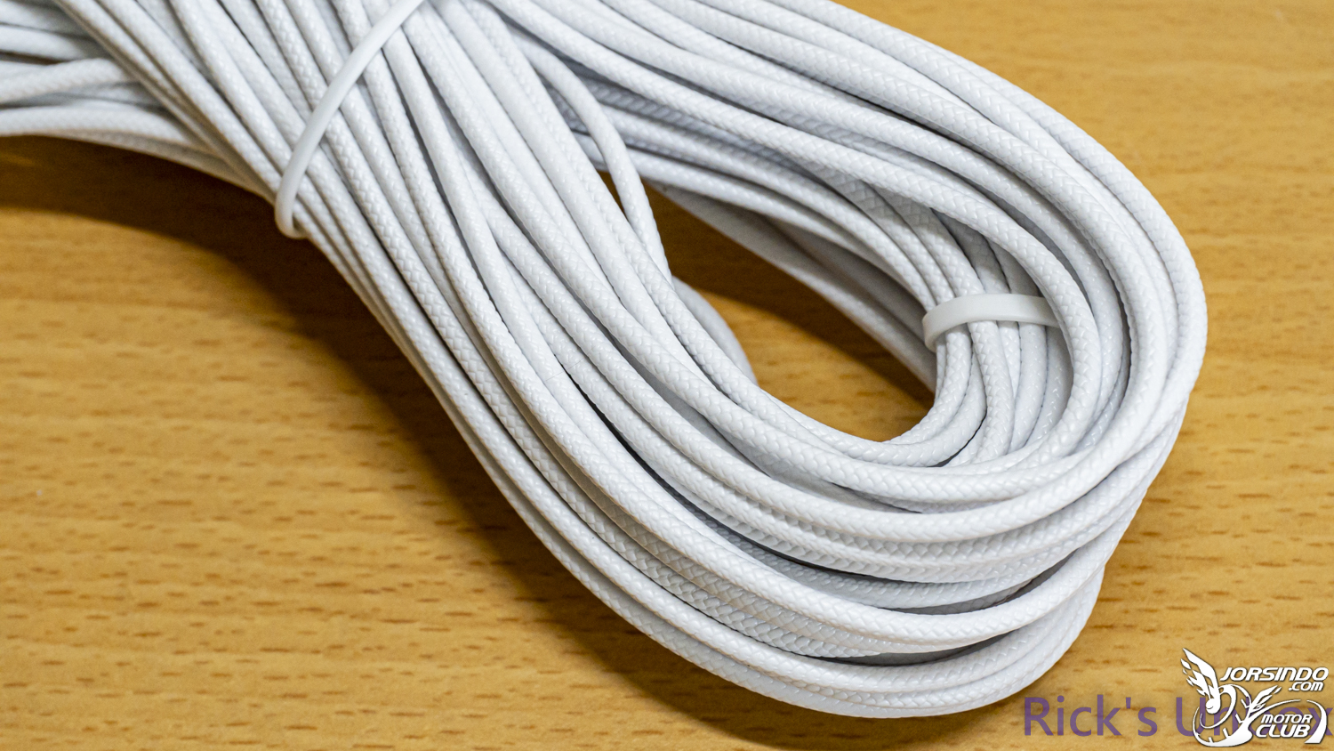【開箱】主流認證全白色電源 | Kiss Quiet SILENT G3 850 WHITE1842|小老婆汽機車資訊網