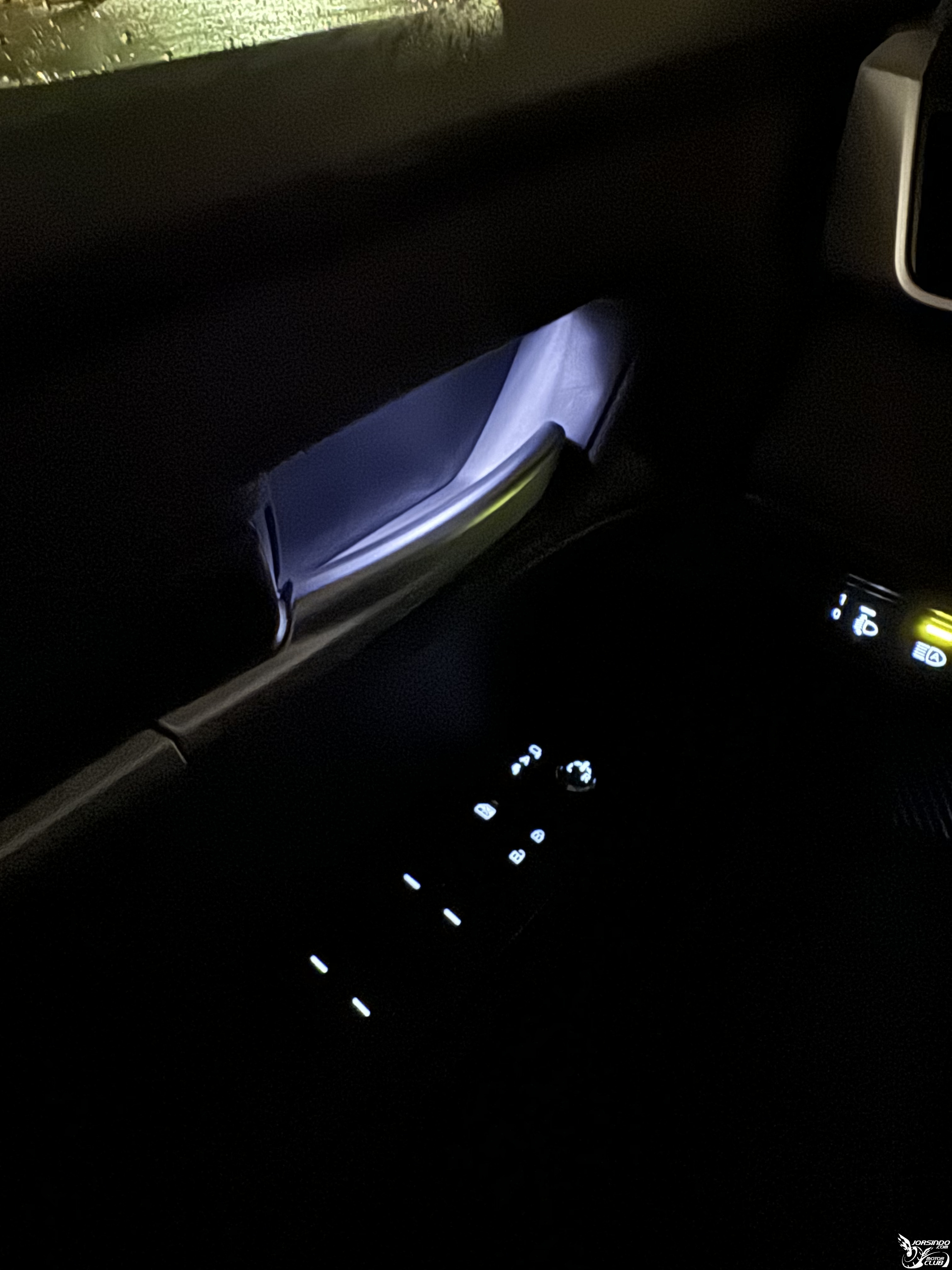 9Th Camry 2.5 HEV 購車與改裝記錄：從原廠到個性化提升3975|小老婆汽機車資訊網