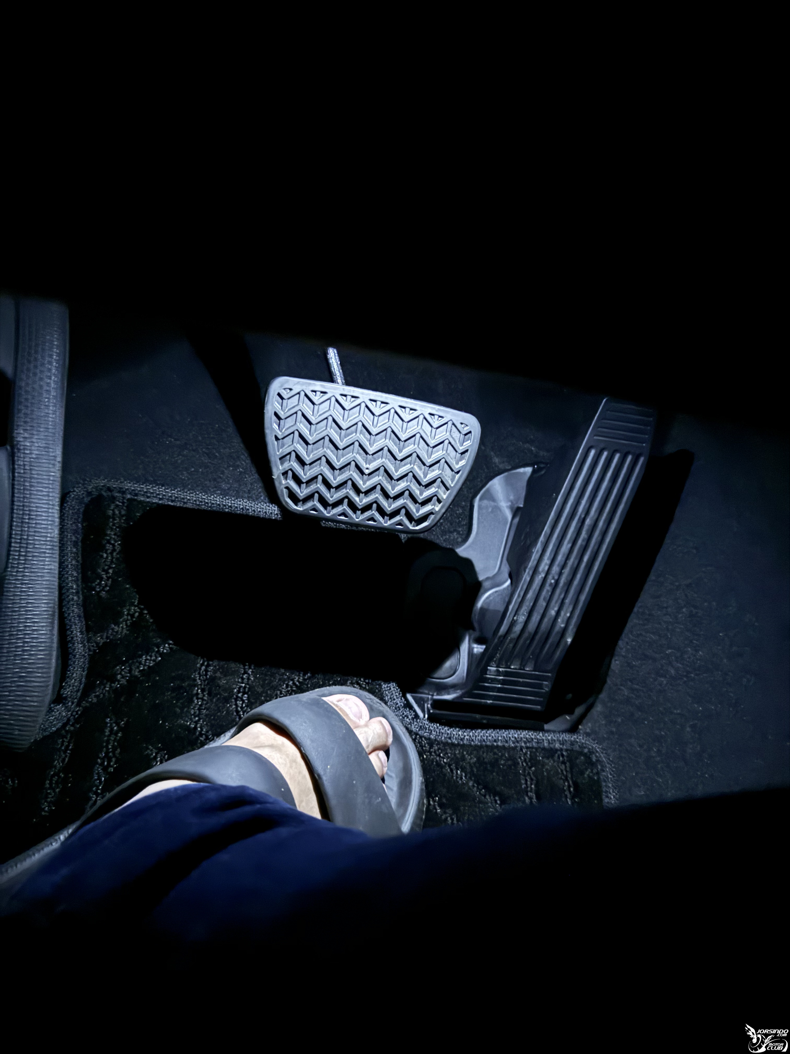 9Th Camry 2.5 HEV 購車與改裝記錄：從原廠到個性化提升7901|小老婆汽機車資訊網