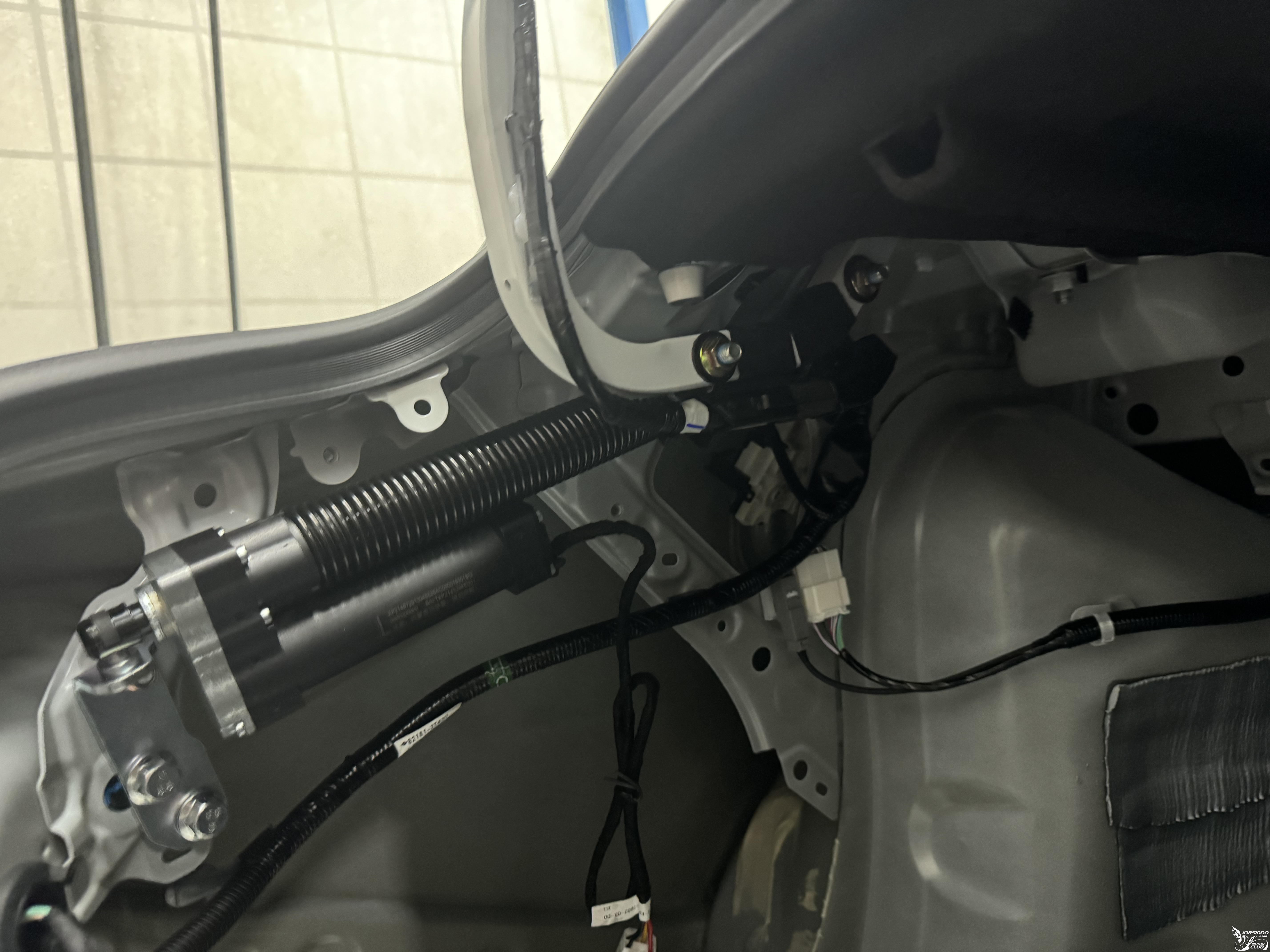 9Th Camry 2.5 HEV 購車與改裝記錄：從原廠到個性化提升3730|小老婆汽機車資訊網