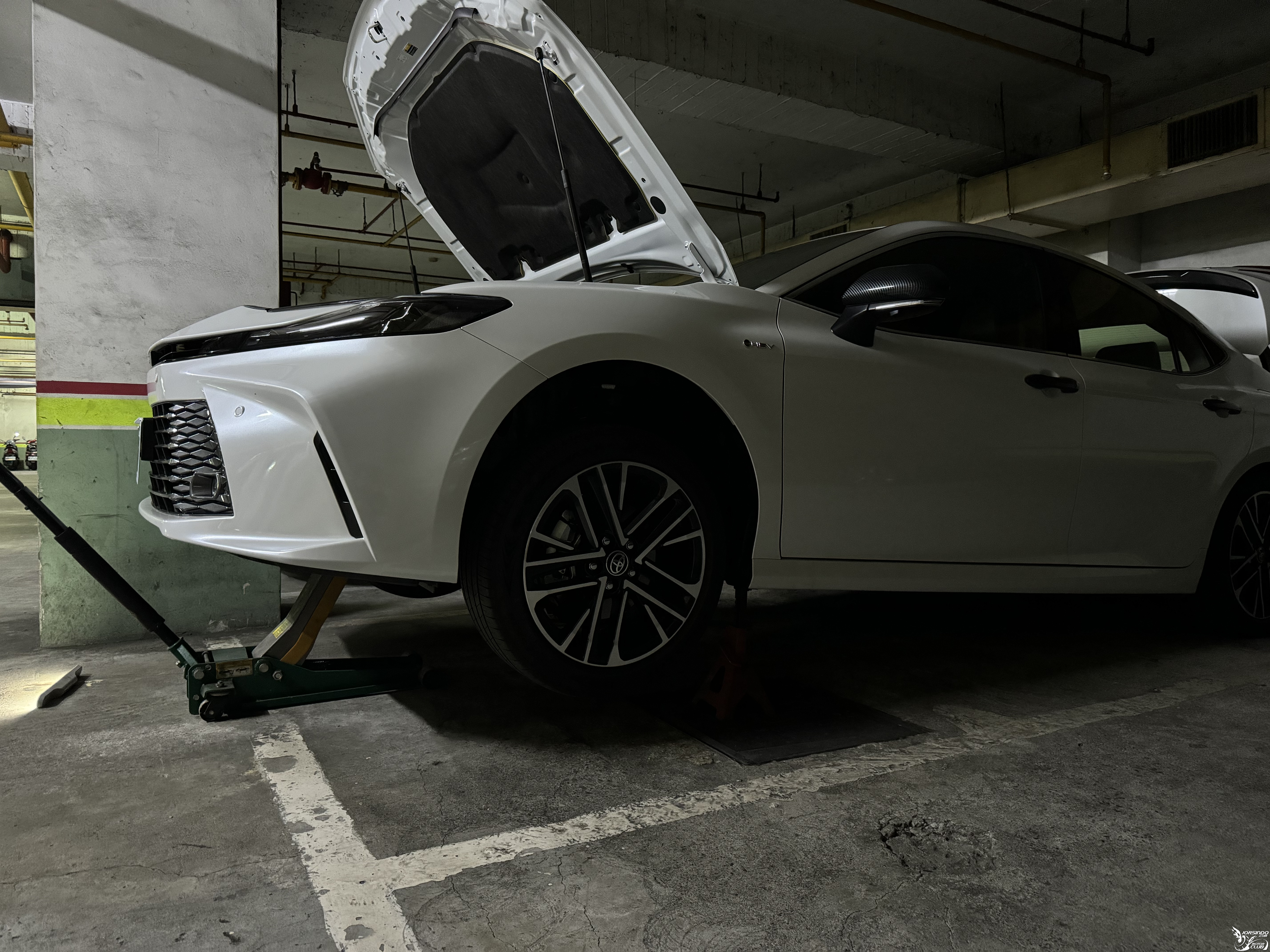9Th Camry 2.5 HEV 購車與改裝記錄：從原廠到個性化提升2442|小老婆汽機車資訊網