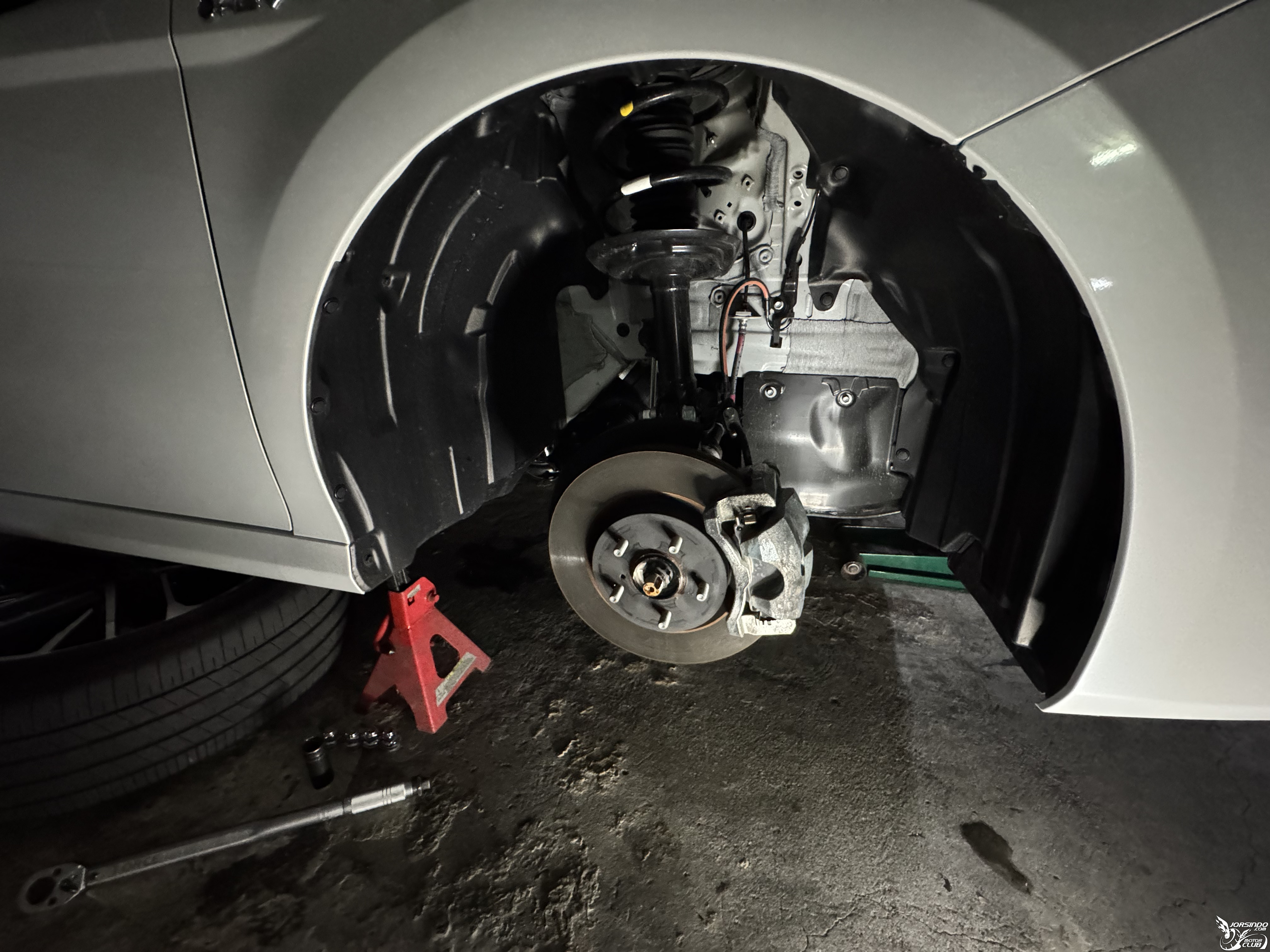 9Th Camry 2.5 HEV 購車與改裝記錄：從原廠到個性化提升9080|小老婆汽機車資訊網