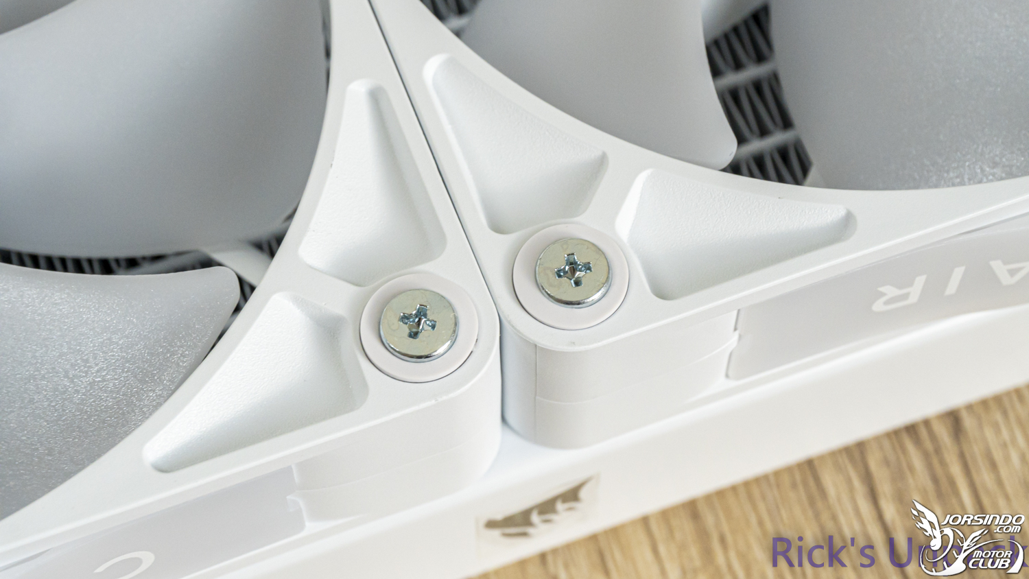 【開箱】賊船新研發水泵 | CORSAIR iCUE LiNK TITAN 240 RX RGB WHITE6362|小老婆汽機車資訊網