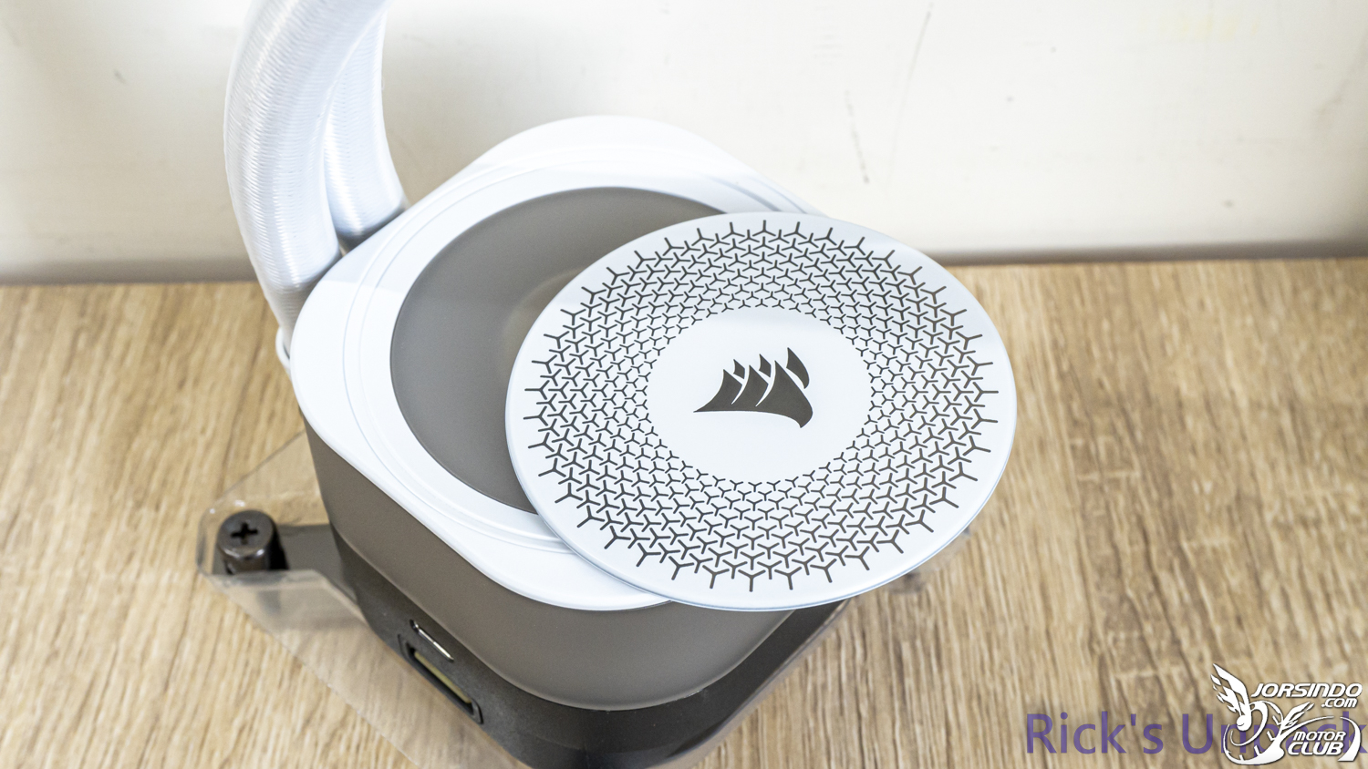 【開箱】賊船新研發水泵 | CORSAIR iCUE LiNK TITAN 240 RX RGB WHITE3384|小老婆汽機車資訊網