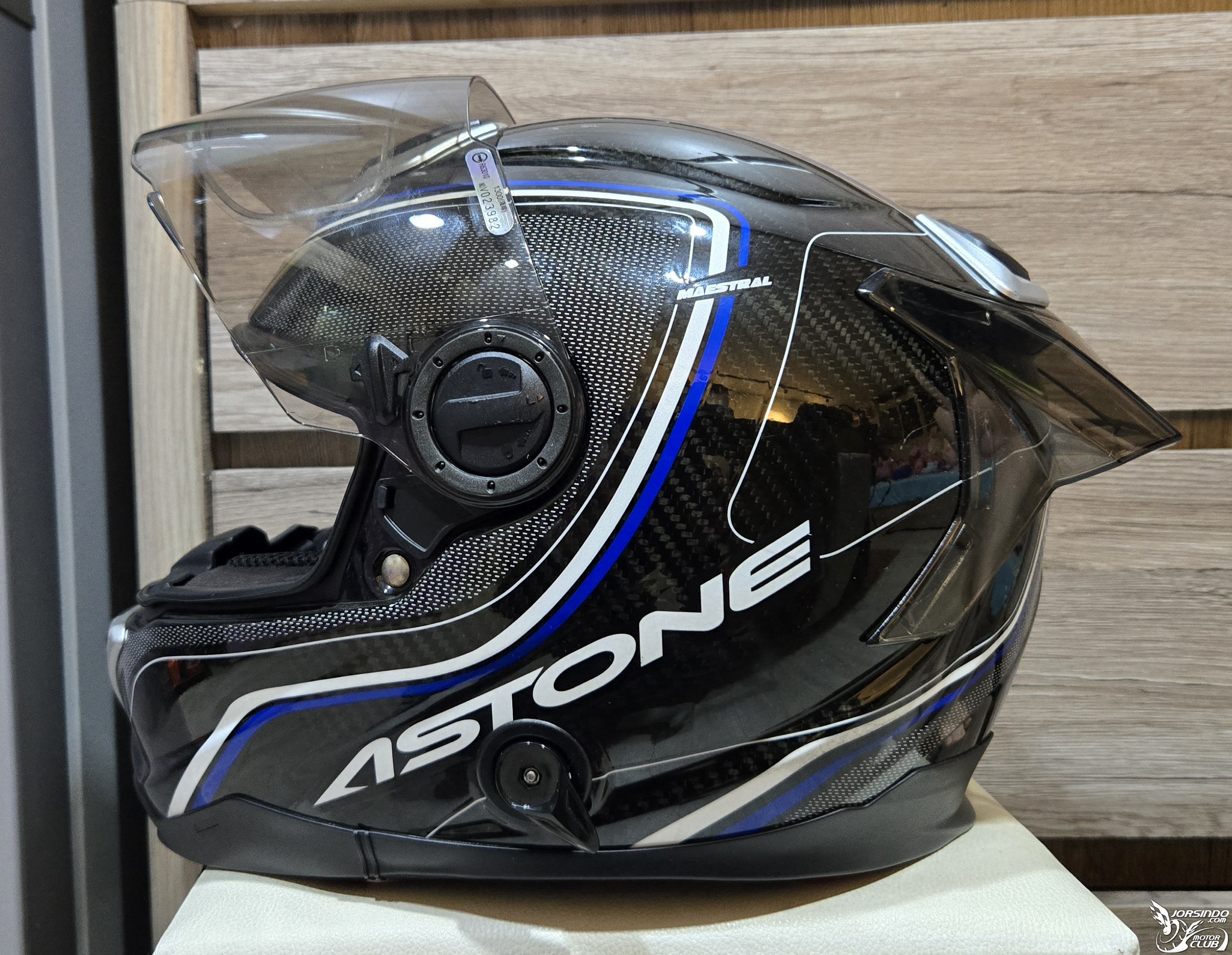 Astone GT1000F鴨尾開箱6779|小老婆汽機車資訊網