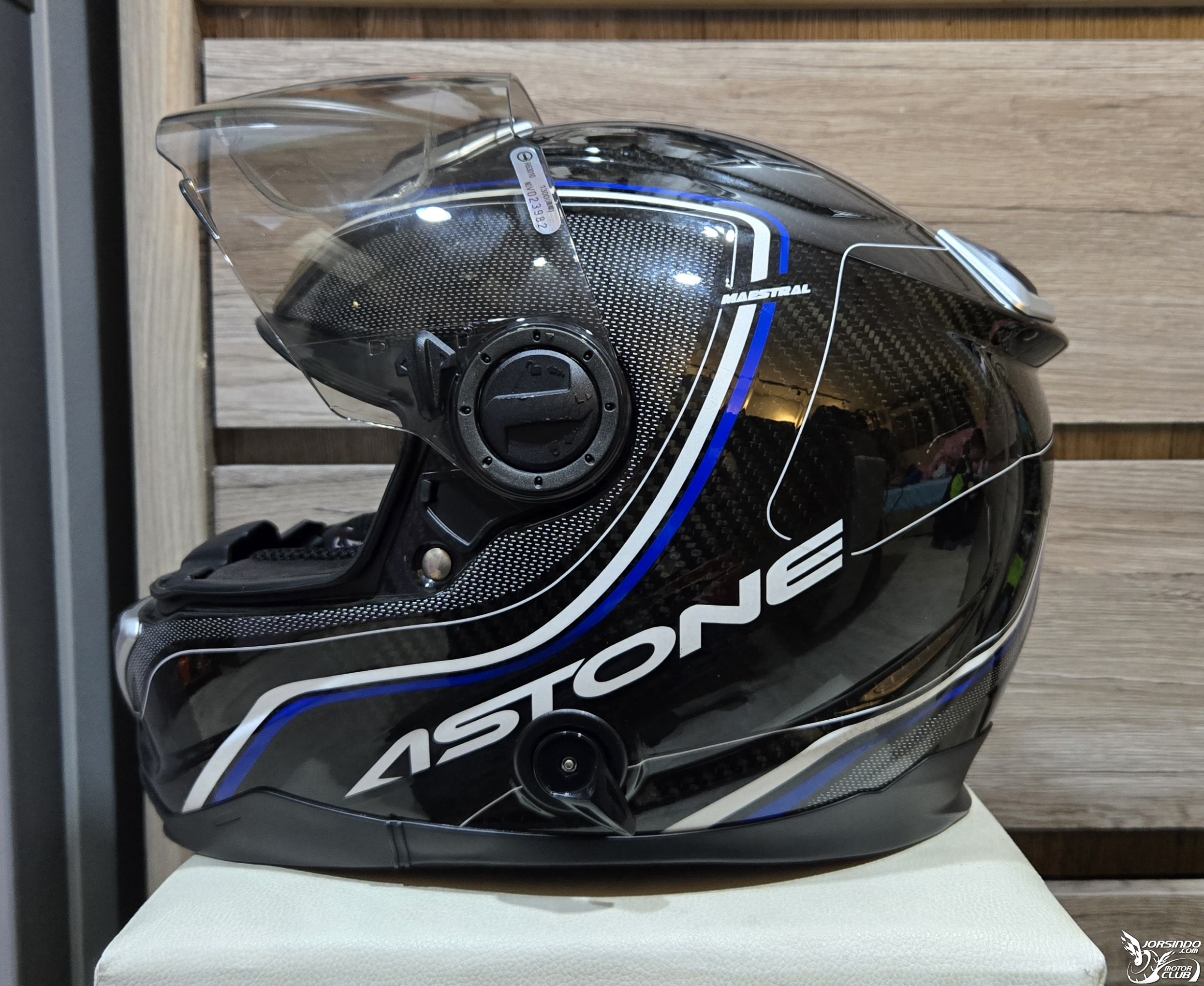 Astone GT1000F鴨尾開箱1276|小老婆汽機車資訊網