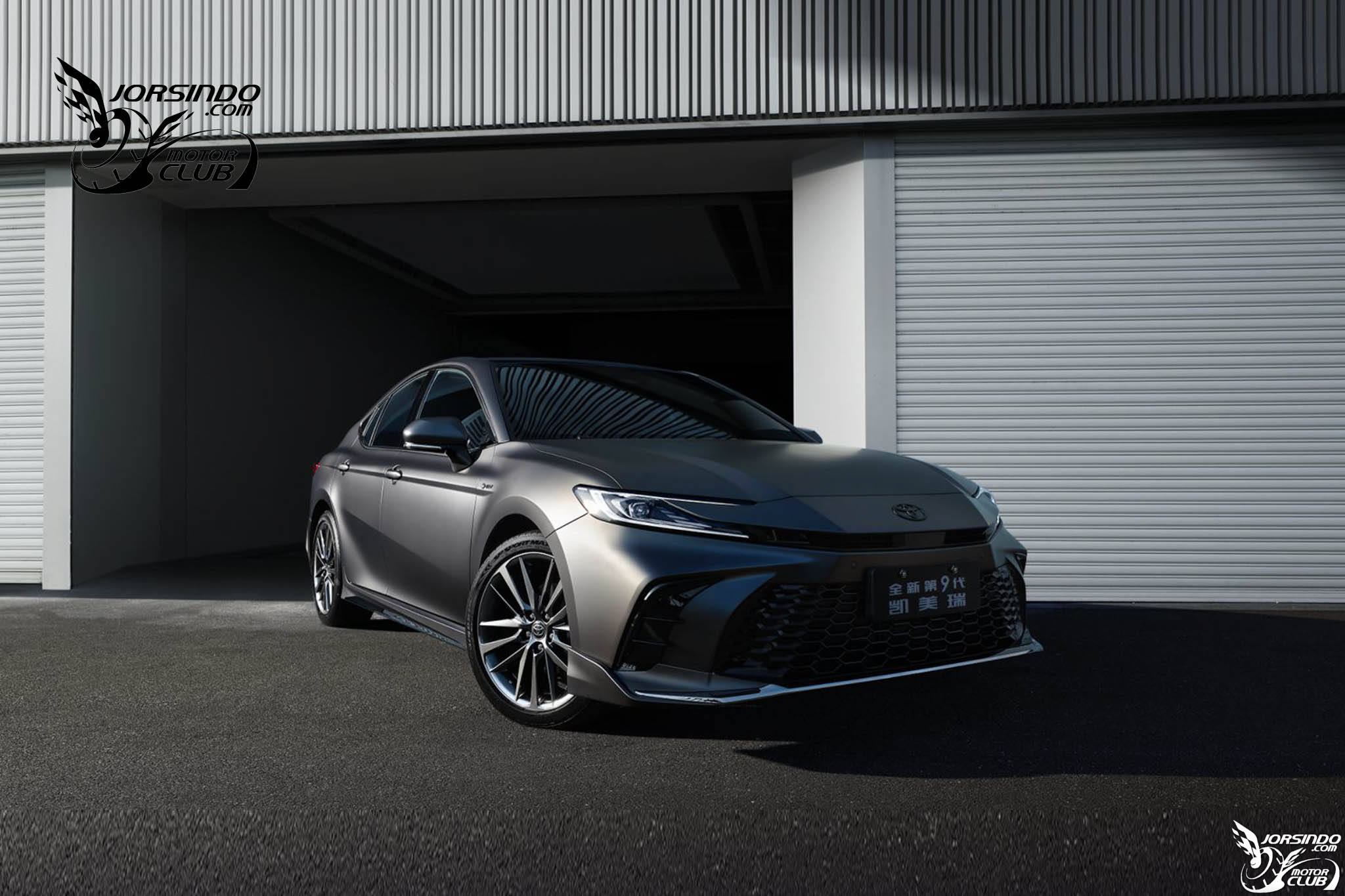 消光灰跑格扮相！廣汽豐田推Toyota Camry光輝版特仕車5657|小老婆汽機車資訊網
