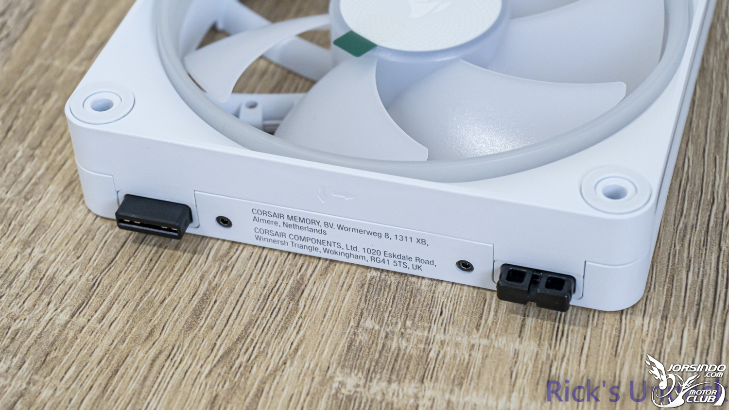 【開箱】iCUE LiNK新燈效風扇 | CORSAIR iCUE LiNK LX120 RGB WHITE FANS7101|小老婆汽機車資訊網