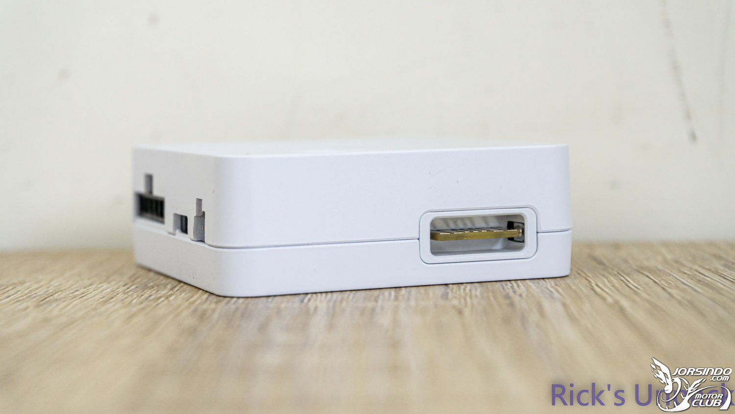 【開箱】iCUE LiNK新燈效風扇 | CORSAIR iCUE LiNK LX120 RGB WHITE FANS5426|小老婆汽機車資訊網