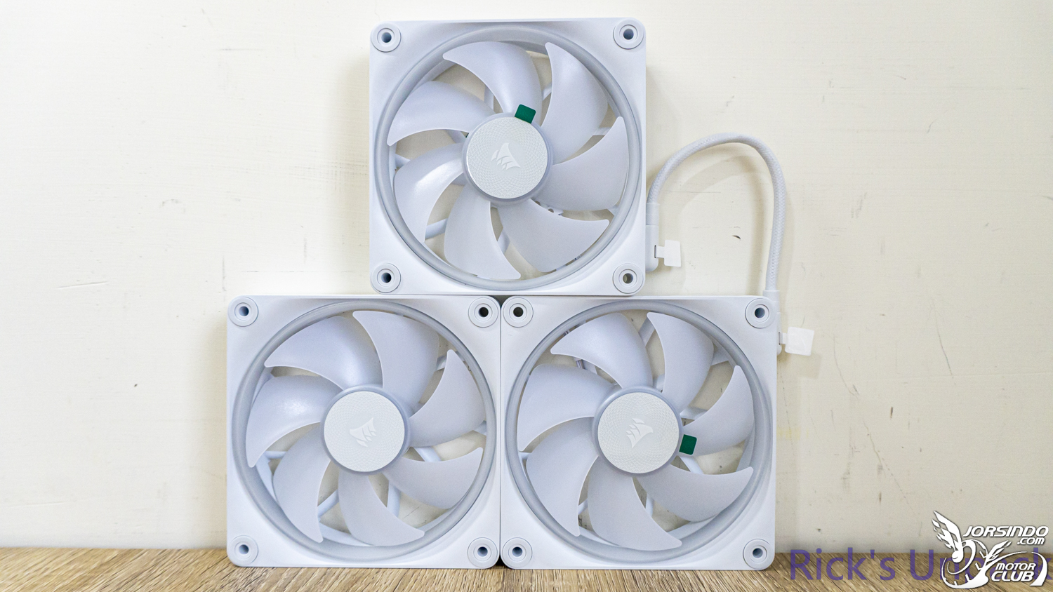 【開箱】iCUE LiNK新燈效風扇 | CORSAIR iCUE LiNK LX120 RGB WHITE FANS4406|小老婆汽機車資訊網