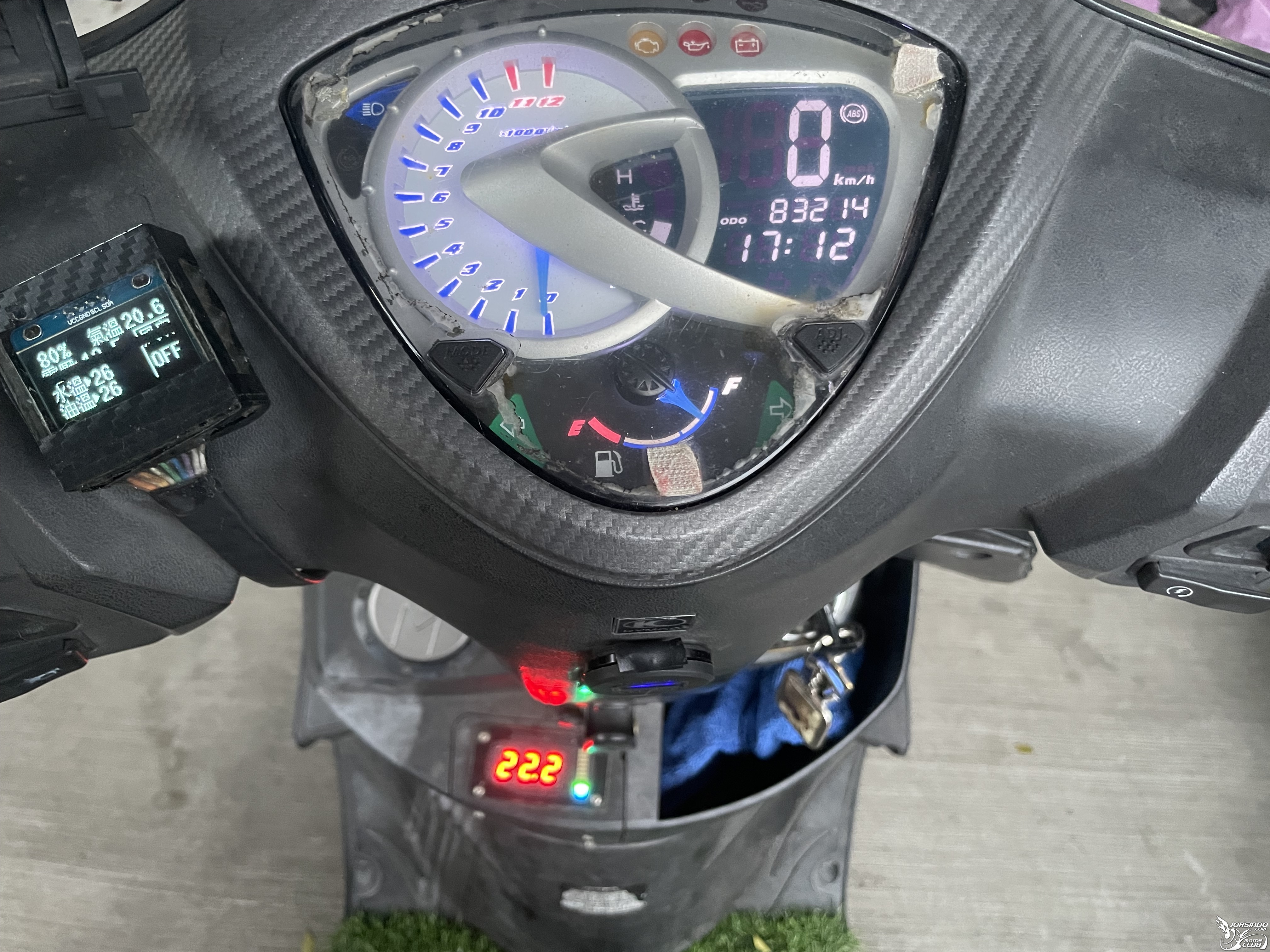 RACING KING 180 DIY更換液晶面板(優化改造)21|小老婆汽機車資訊網