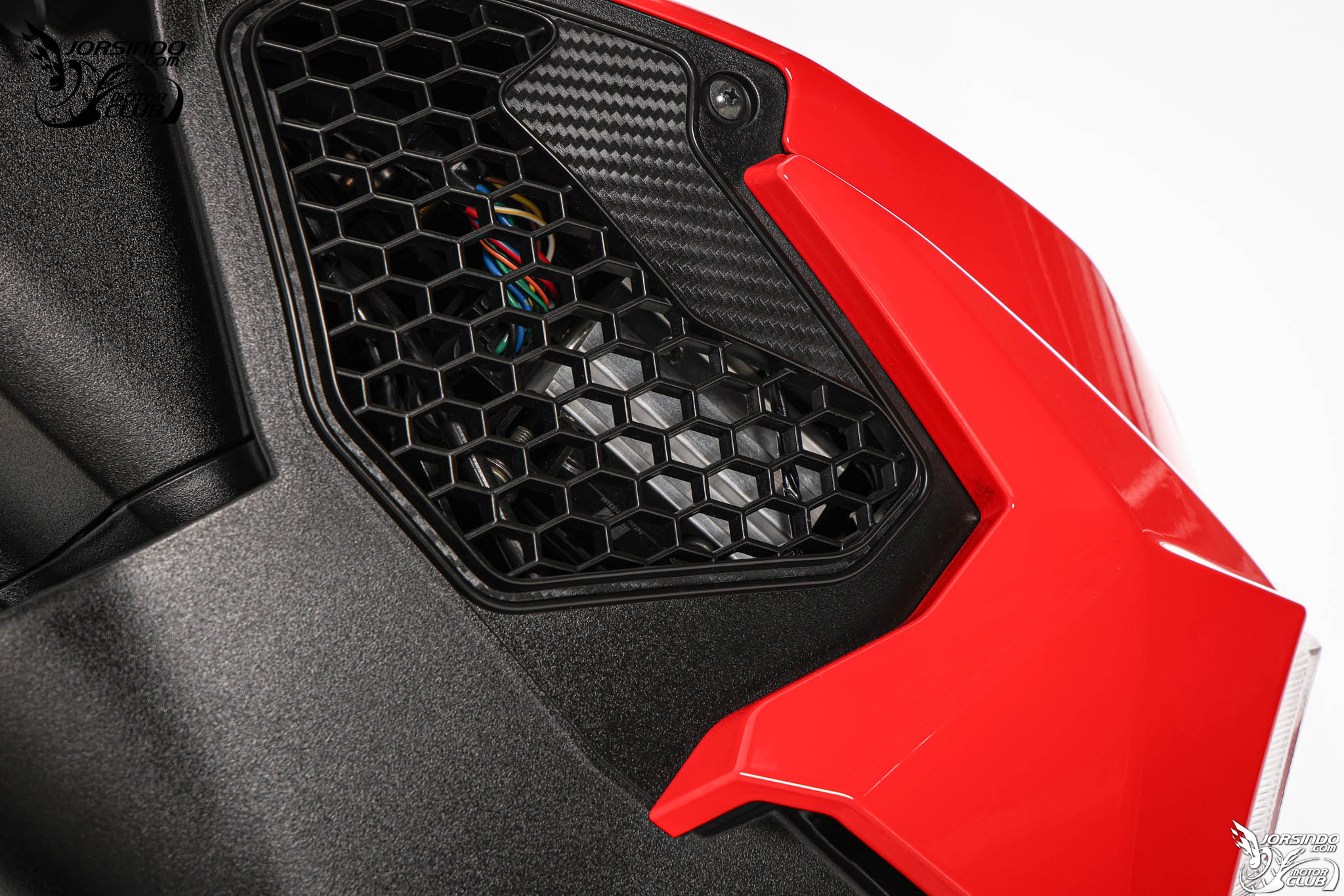 [改裝車專題] 紅鬃烈馬 - PGO TIG Naked 裸把登場9039|小老婆汽機車資訊網