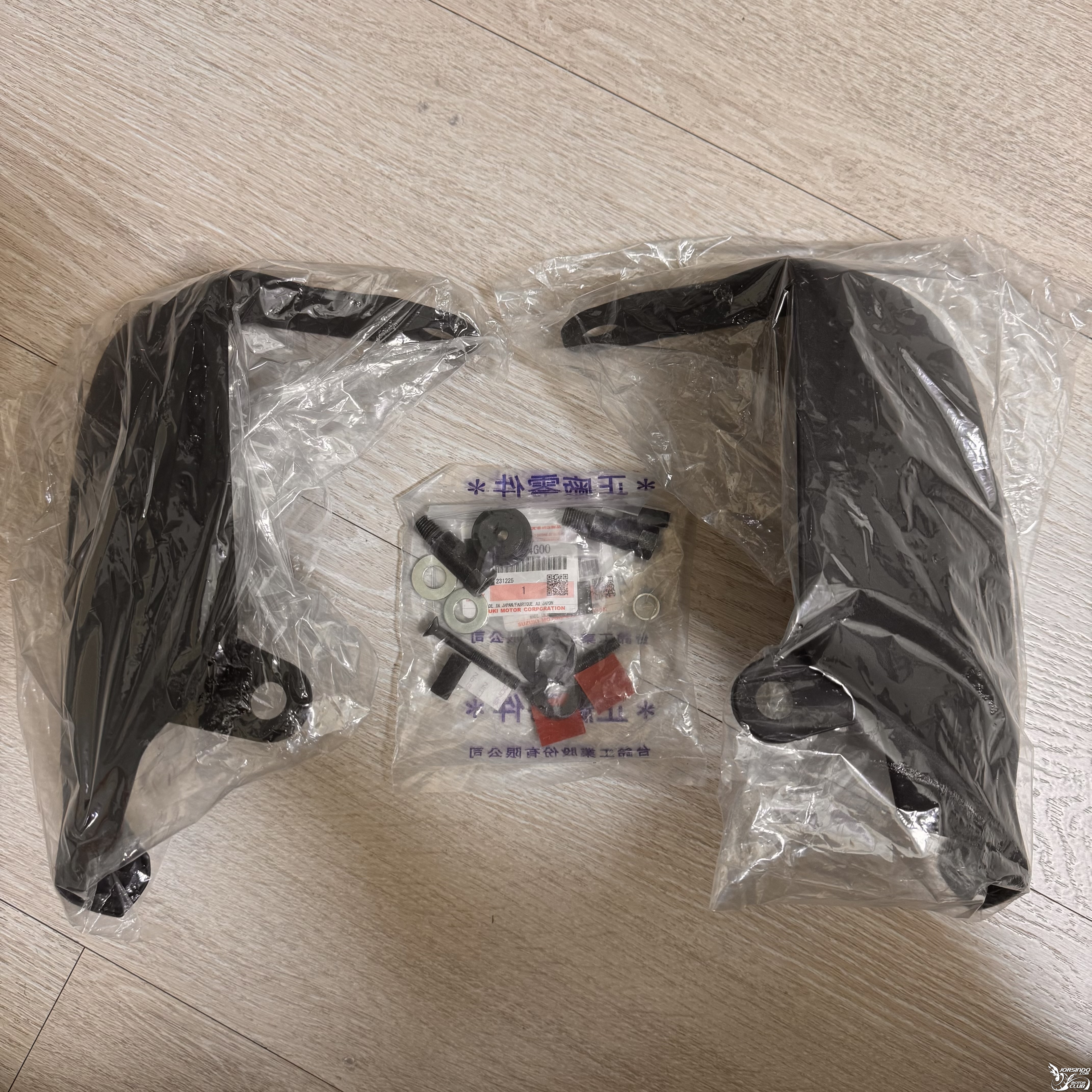 [DIY] SUZUKI Swish 冬天對策 把手護弓 (日規限定)4318|小老婆汽機車資訊網