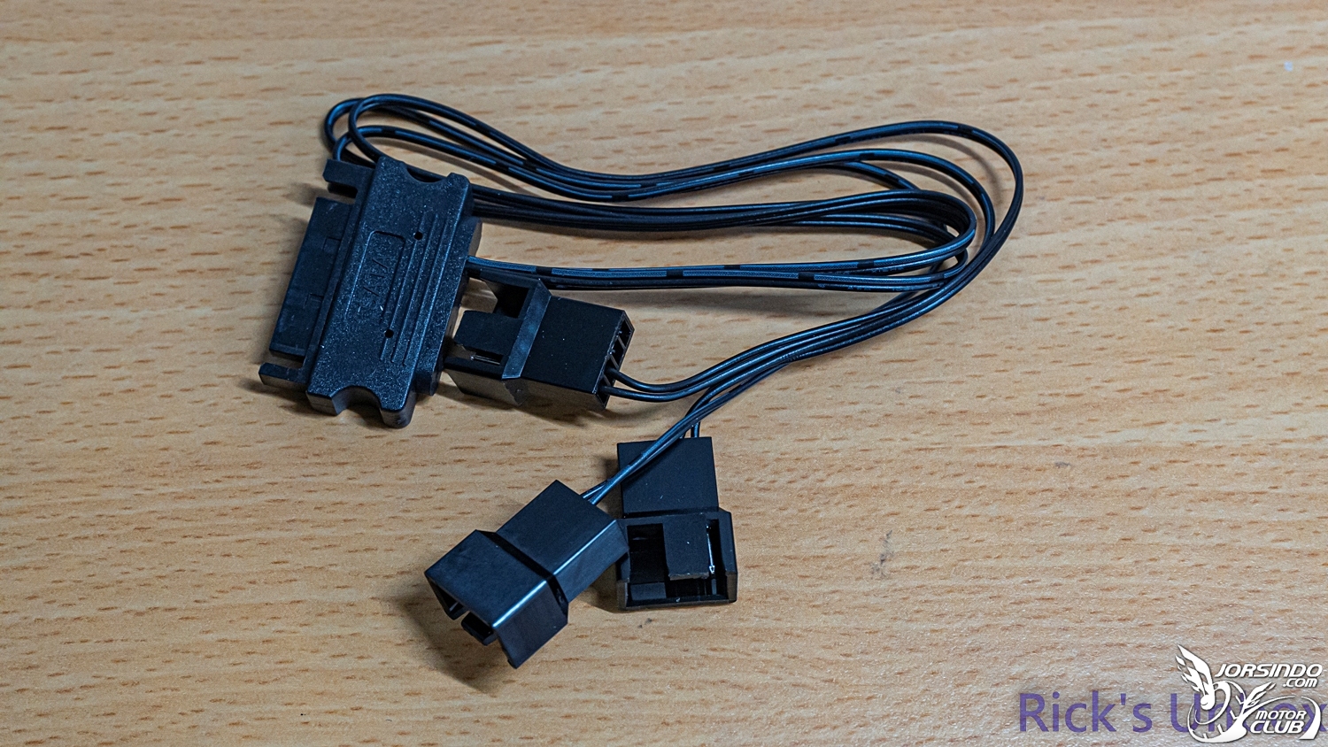 【開箱】LIAN LI UNI FAN TL WIRELESS 120 &amp; TL WIRELESS LCD 120 REVERSE WHITE5491|小老婆汽機車資訊網