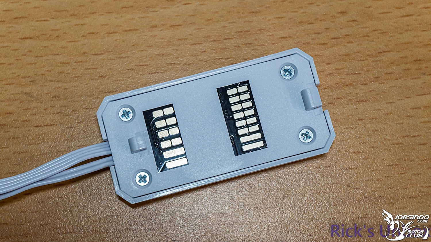 【開箱】LIAN LI UNI FAN TL WIRELESS 120 &amp; TL WIRELESS LCD 120 REVERSE WHITE2911|小老婆汽機車資訊網