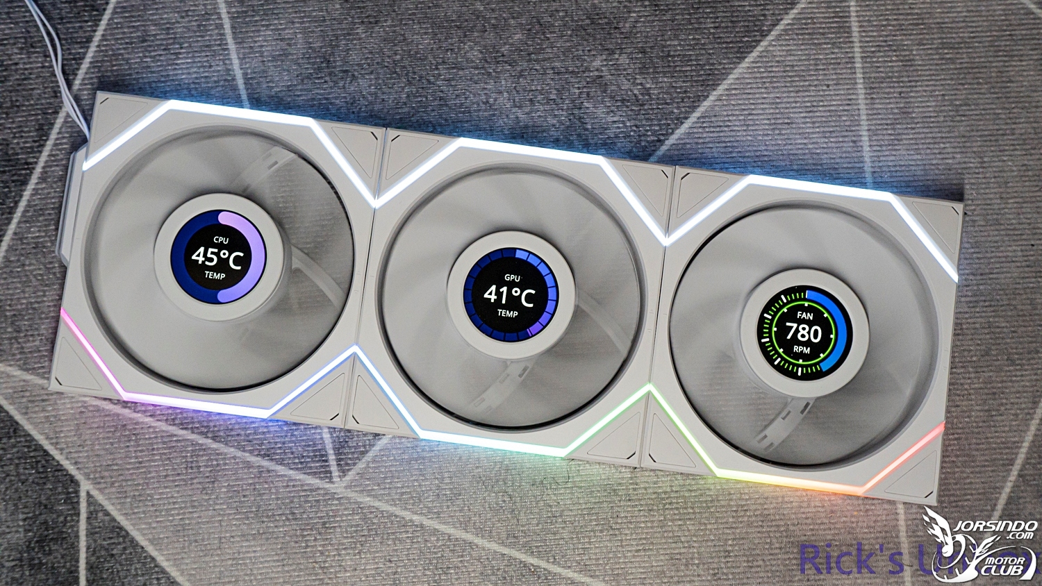 【開箱】LIAN LI UNI FAN TL WIRELESS 120 &amp; TL WIRELESS LCD 120 REVERSE WHITE5520|小老婆汽機車資訊網