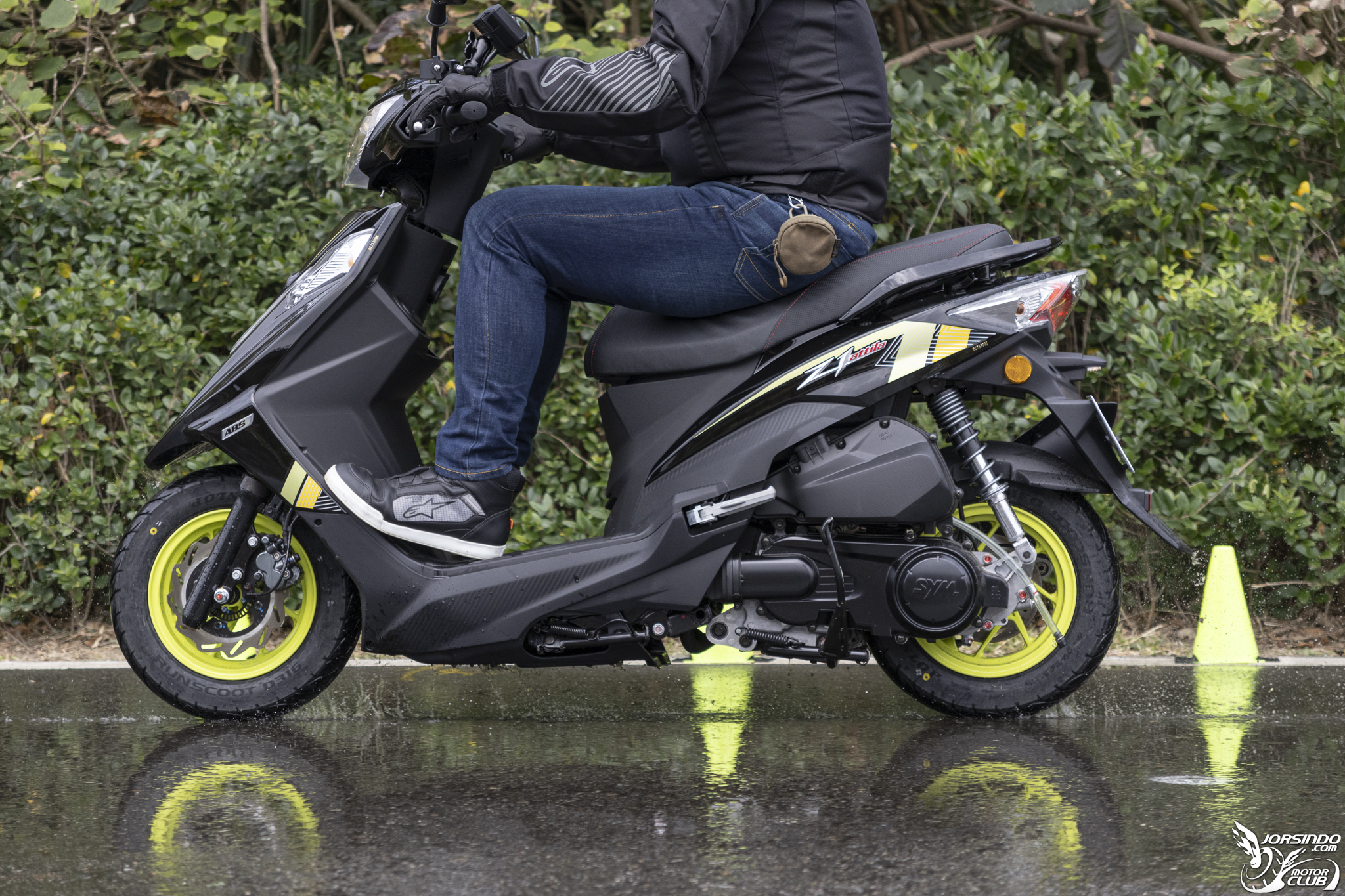 [實測] 專為台灣環境打造 Dunlop RUNSCOOT D316 通勤胎987|小老婆汽機車資訊網