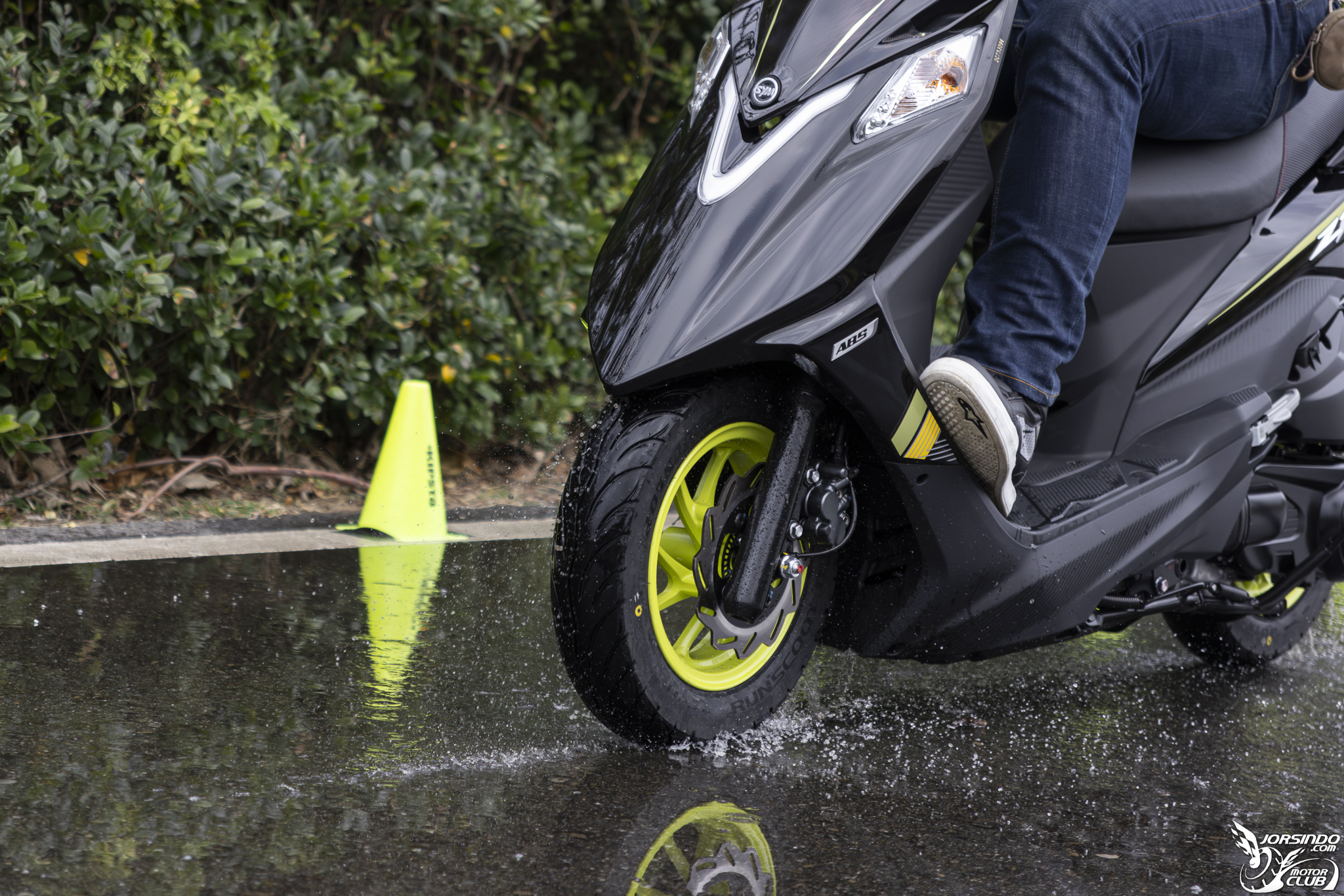 [實測] 專為台灣環境打造 Dunlop RUNSCOOT D316 通勤胎6849|小老婆汽機車資訊網