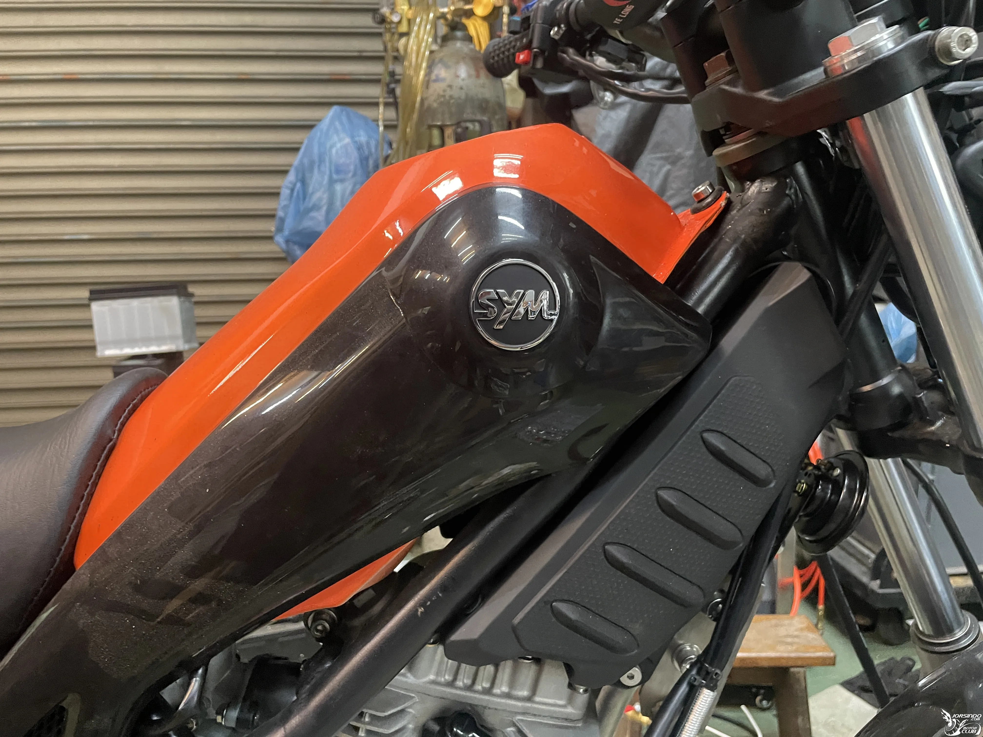 野狼引擎腹內全套換裝CB223 搭對岸魔術師車架6602|小老婆汽機車資訊網